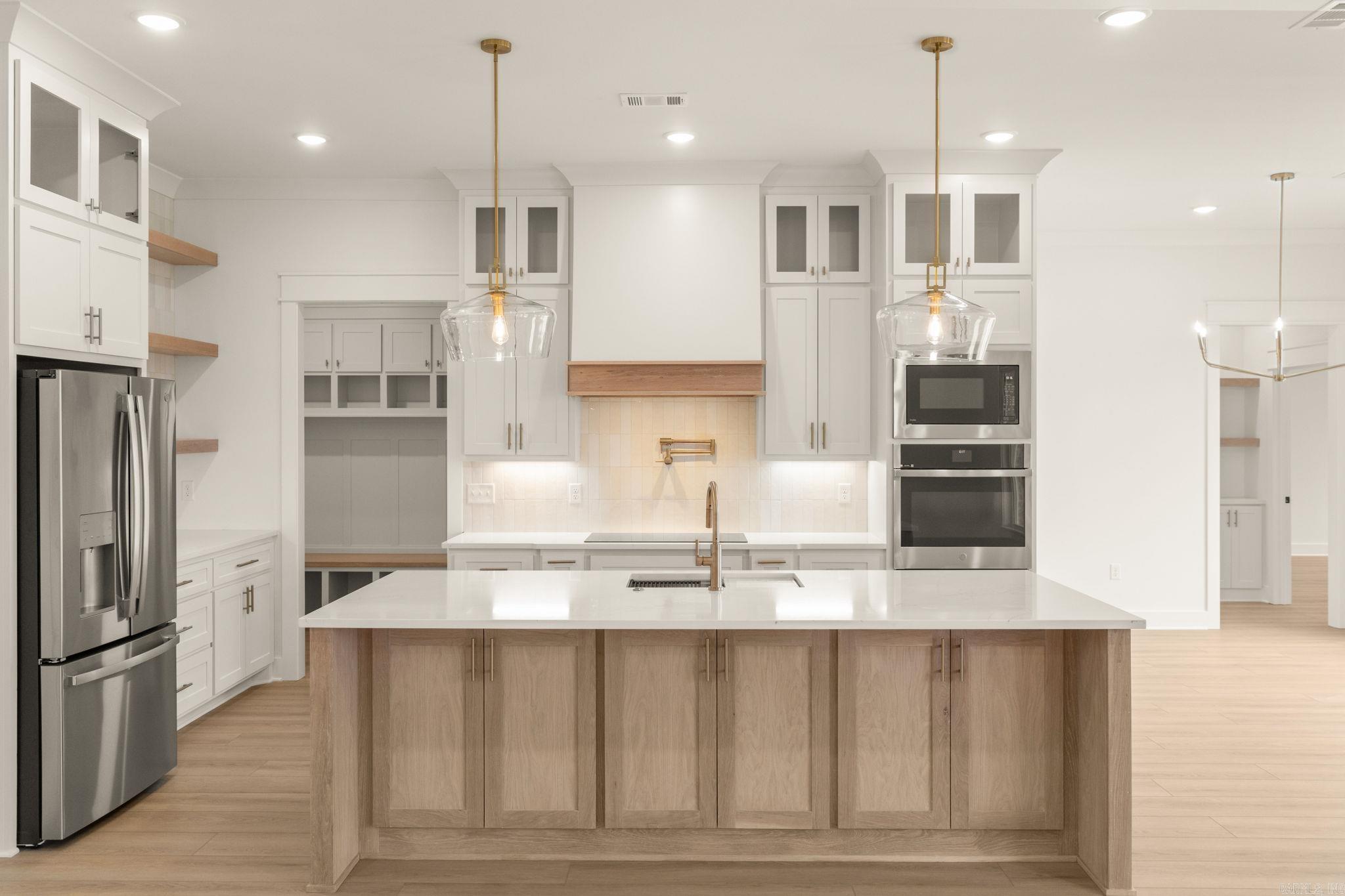 26 Avrey  Greenbrier, AR