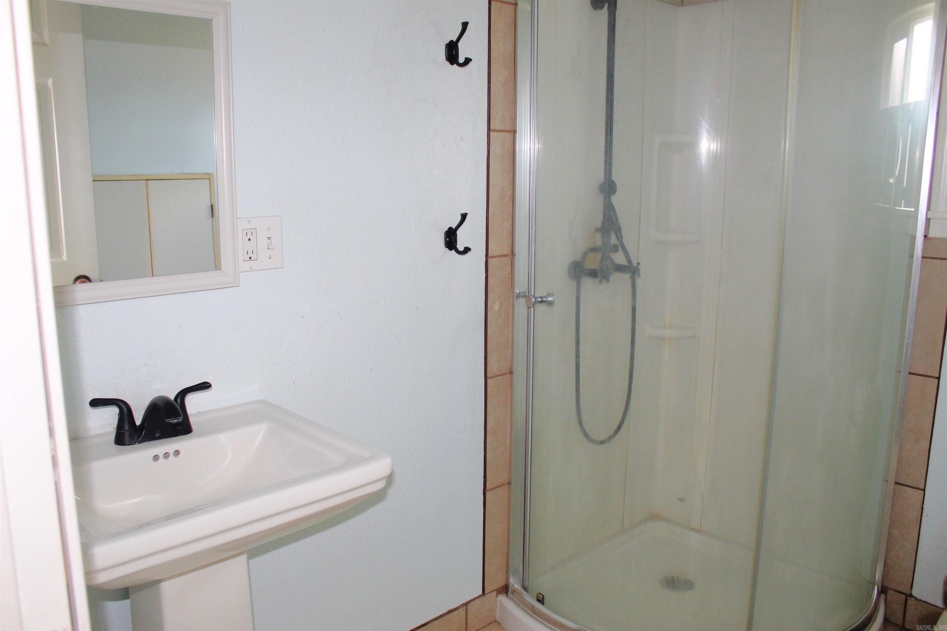 818 E Hwy 225  Greenbrier, AR