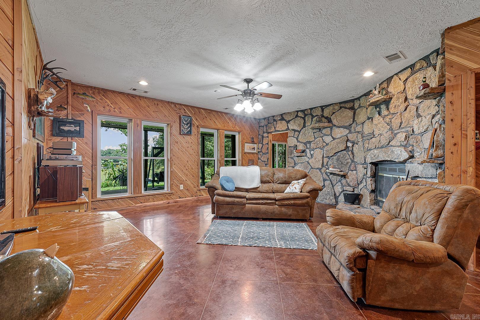 601 CR 3540  Wynne, AR