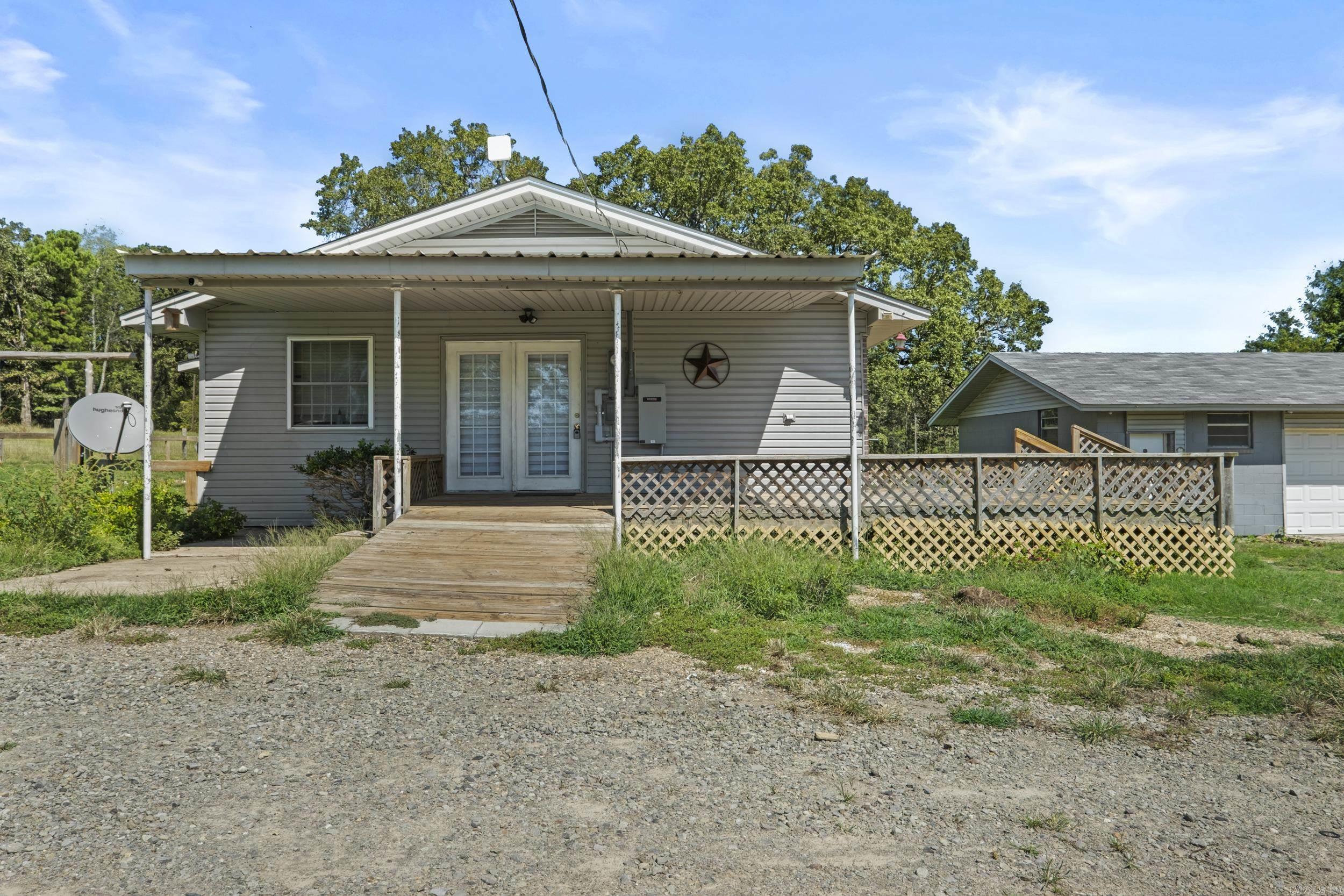 141 Hall Branch Road  Solgohachia, AR