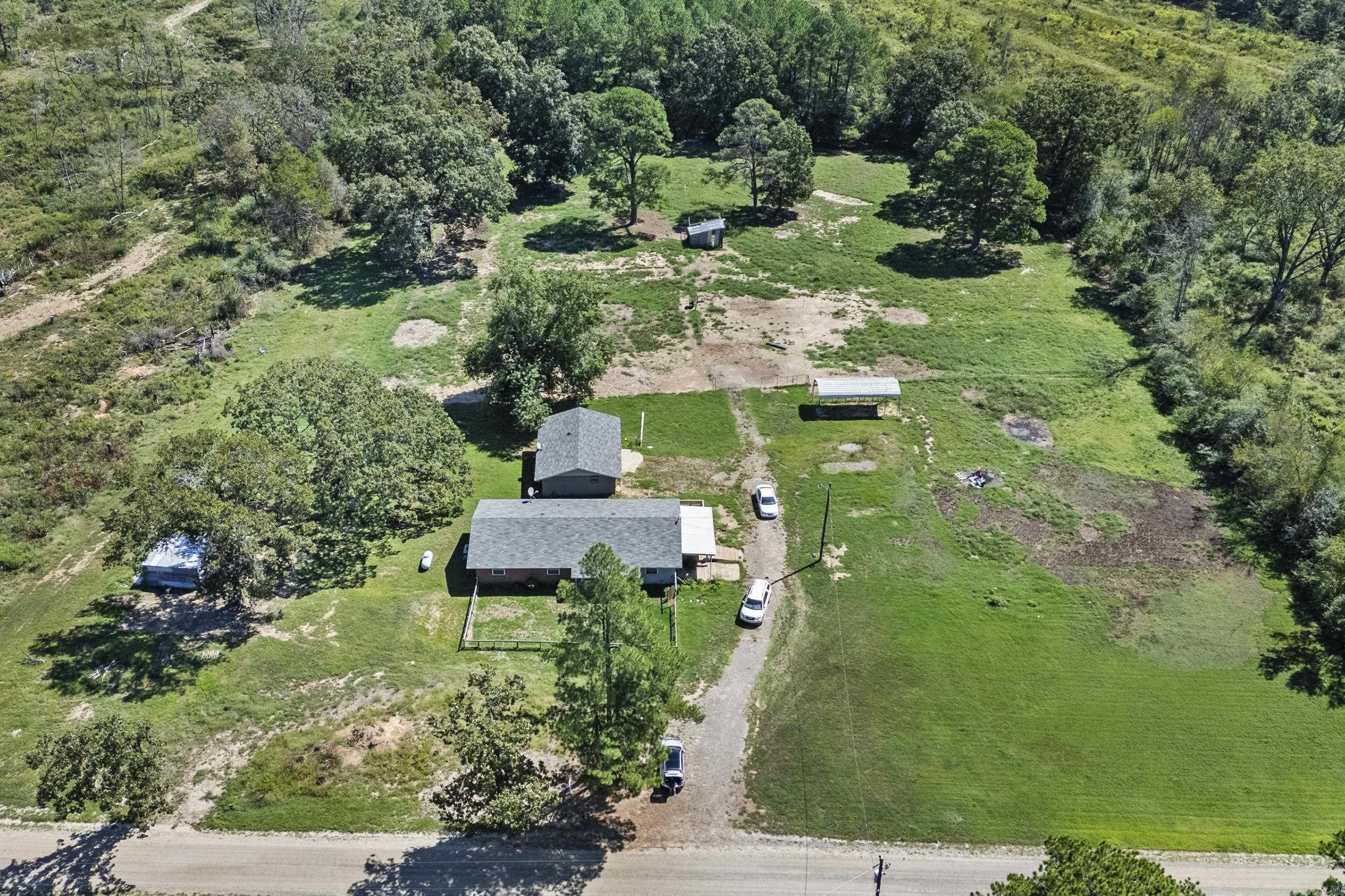 141 Hall Branch Road  Solgohachia, AR