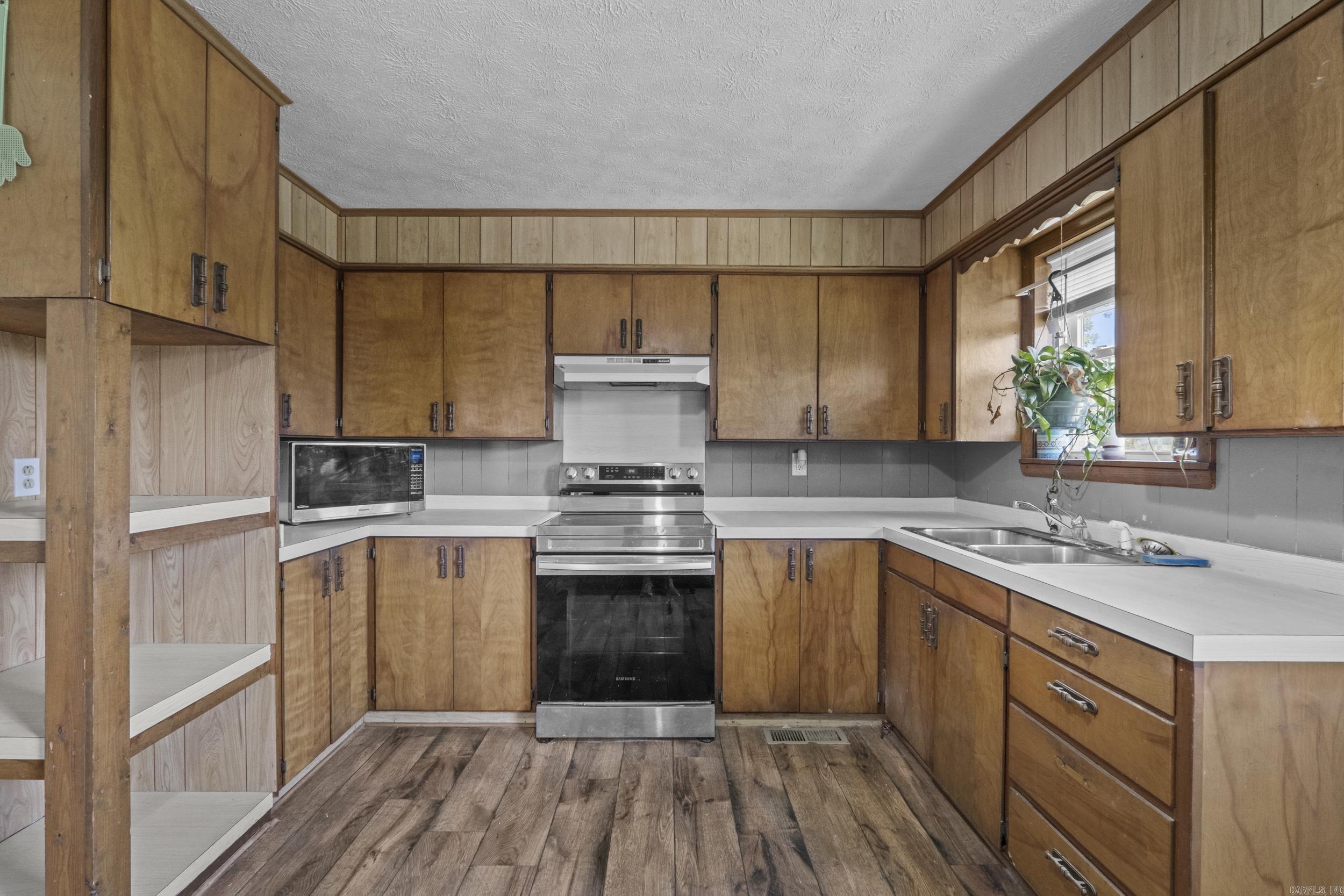 141 Hall Branch Road  Solgohachia, AR