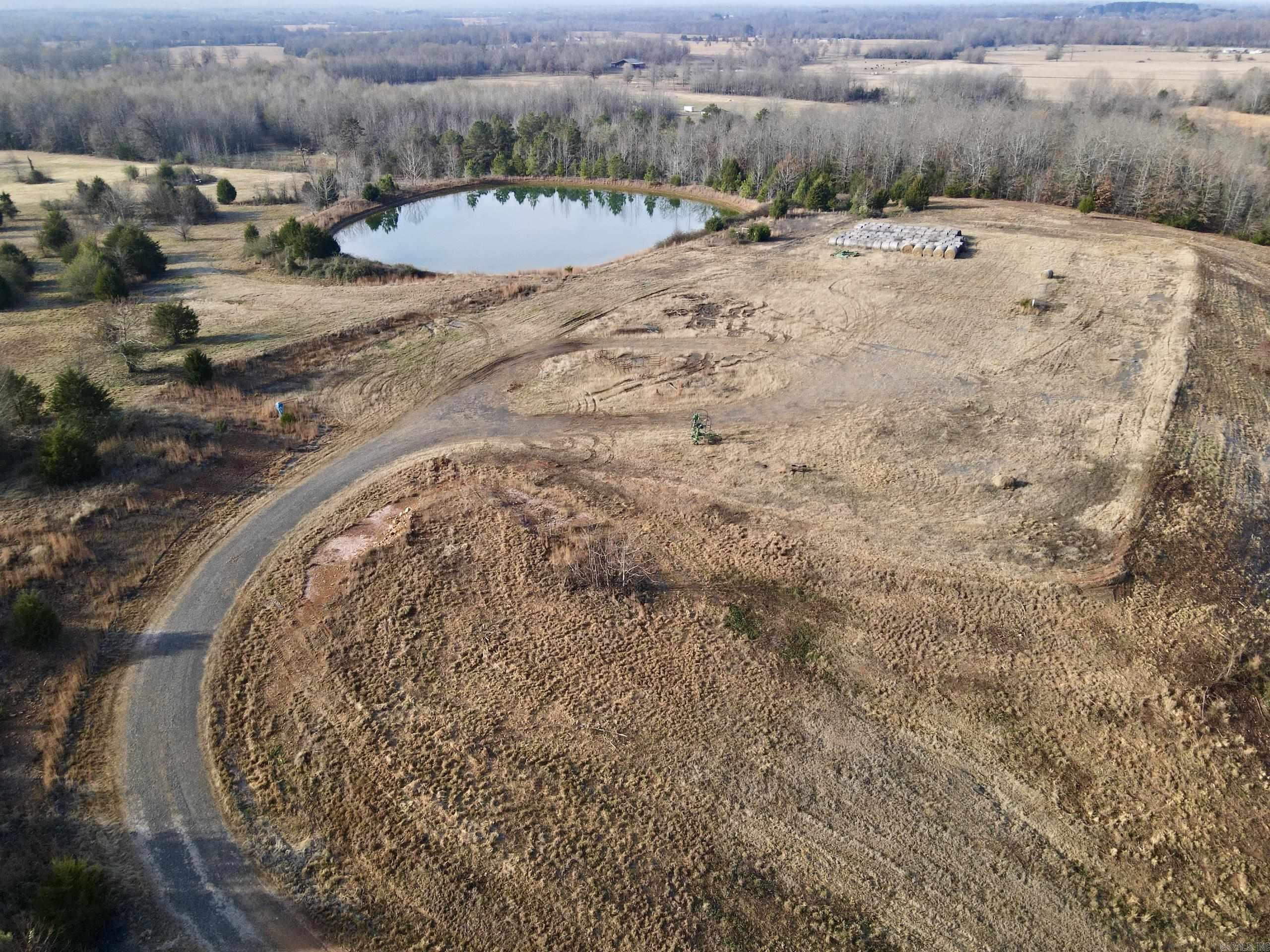 000 Red Hill  Mount Vernon, AR