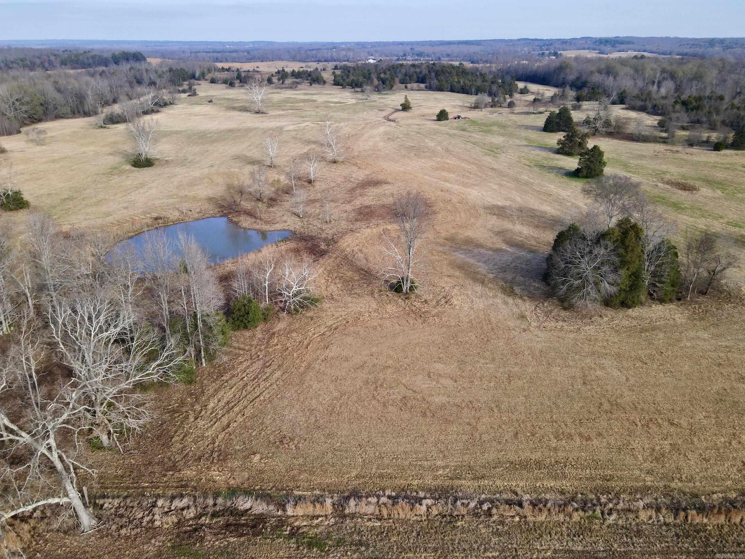 000 Red Hill  Mount Vernon, AR