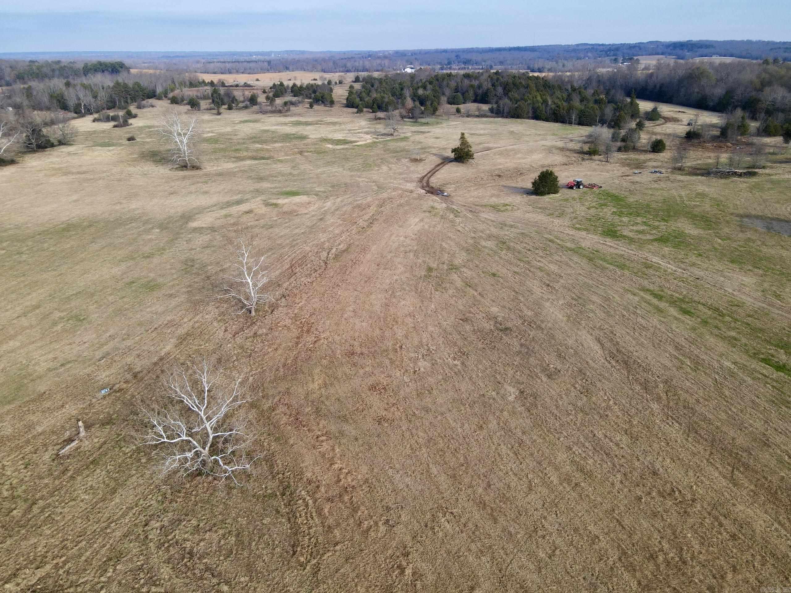 000 Red Hill  Mount Vernon, AR