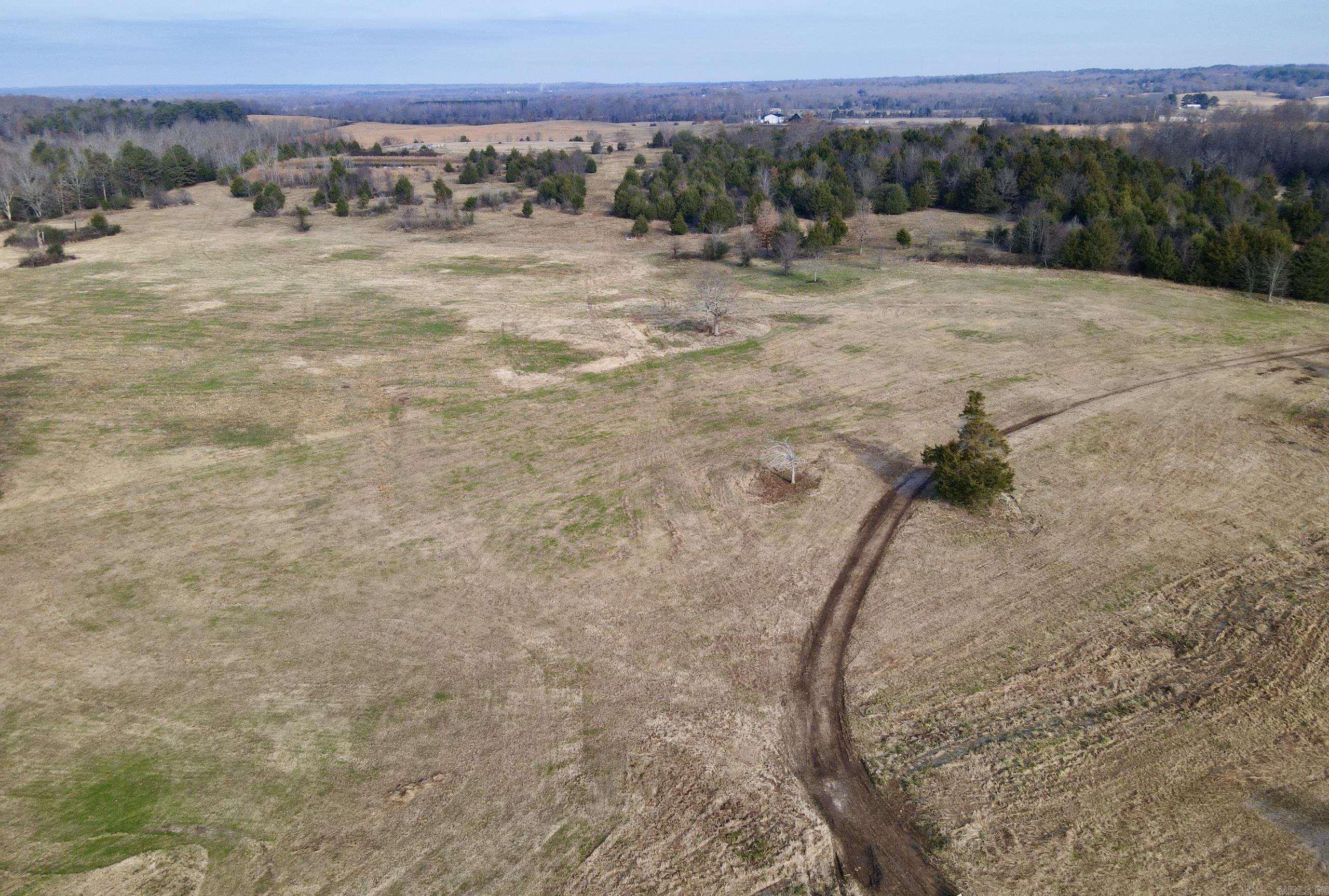 000 Red Hill  Mount Vernon, AR