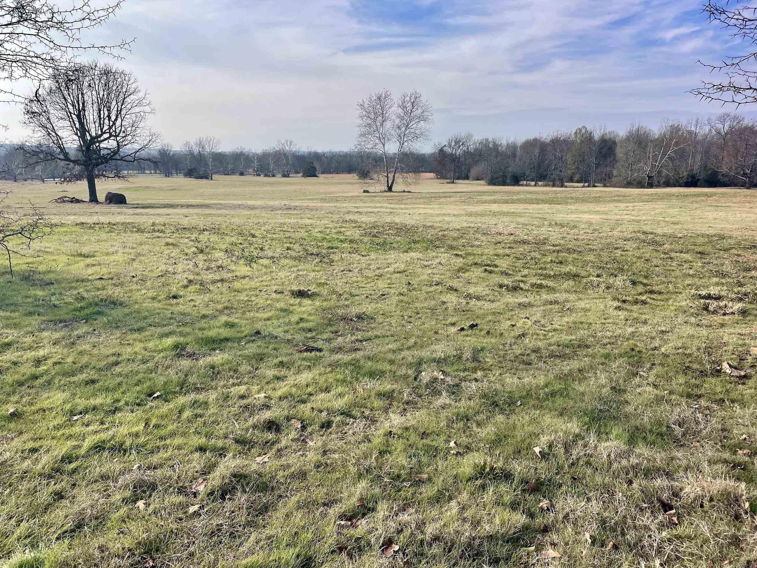 000 Red Hill  Mount Vernon, AR