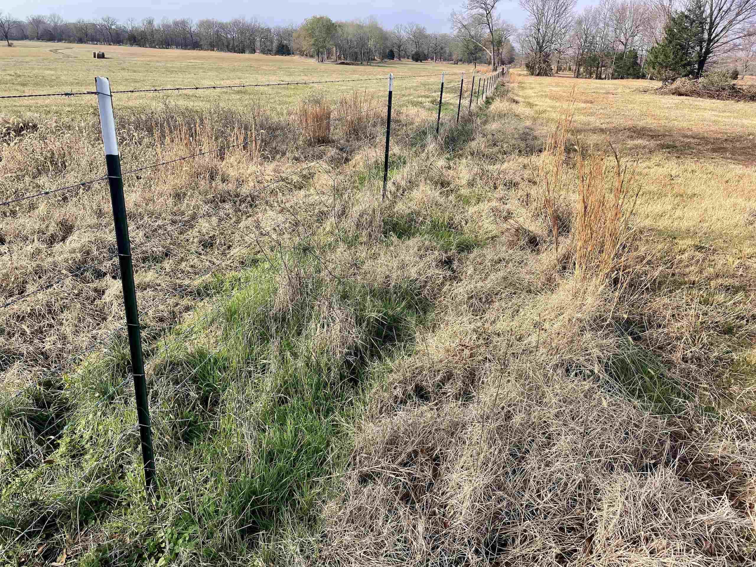 000 Red Hill  Mount Vernon, AR