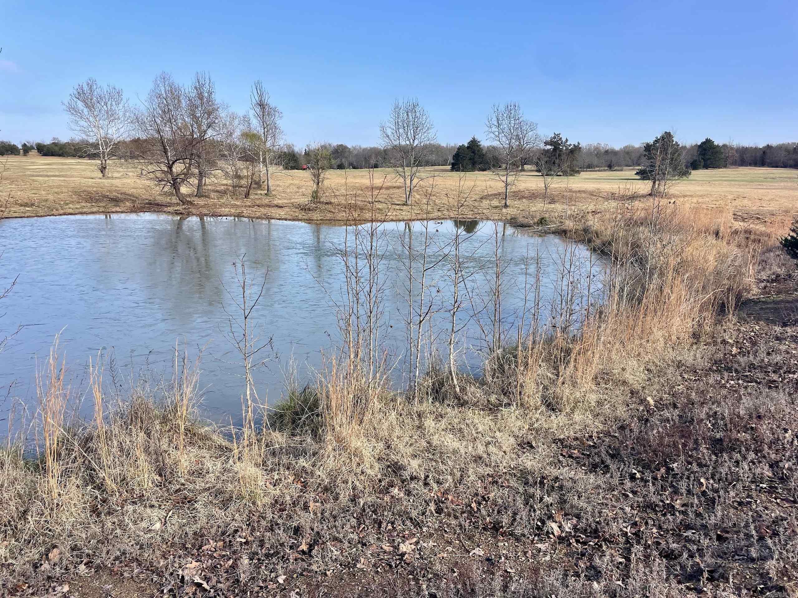 000 Red Hill  Mount Vernon, AR