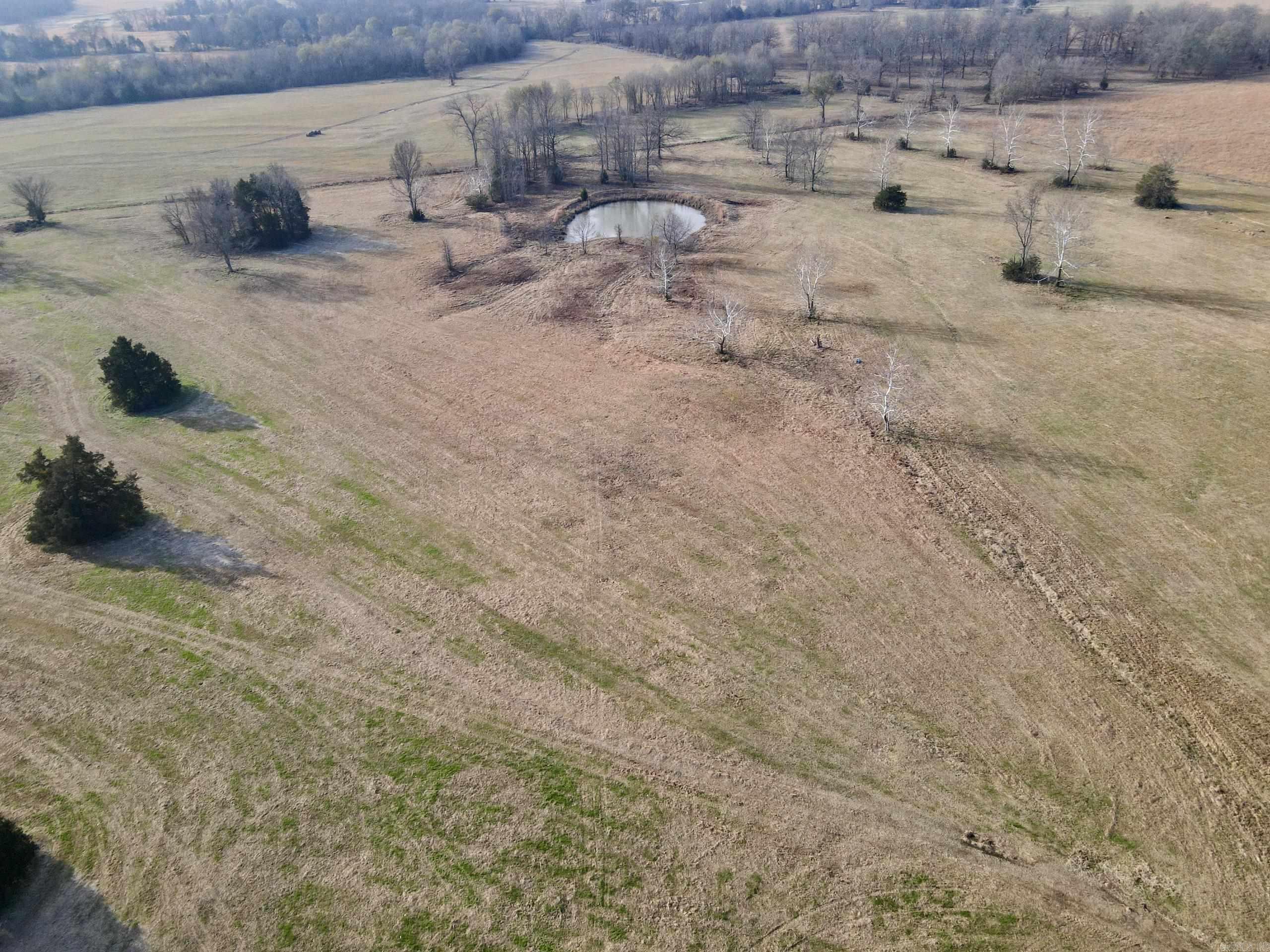 000 Red Hill  Mount Vernon, AR