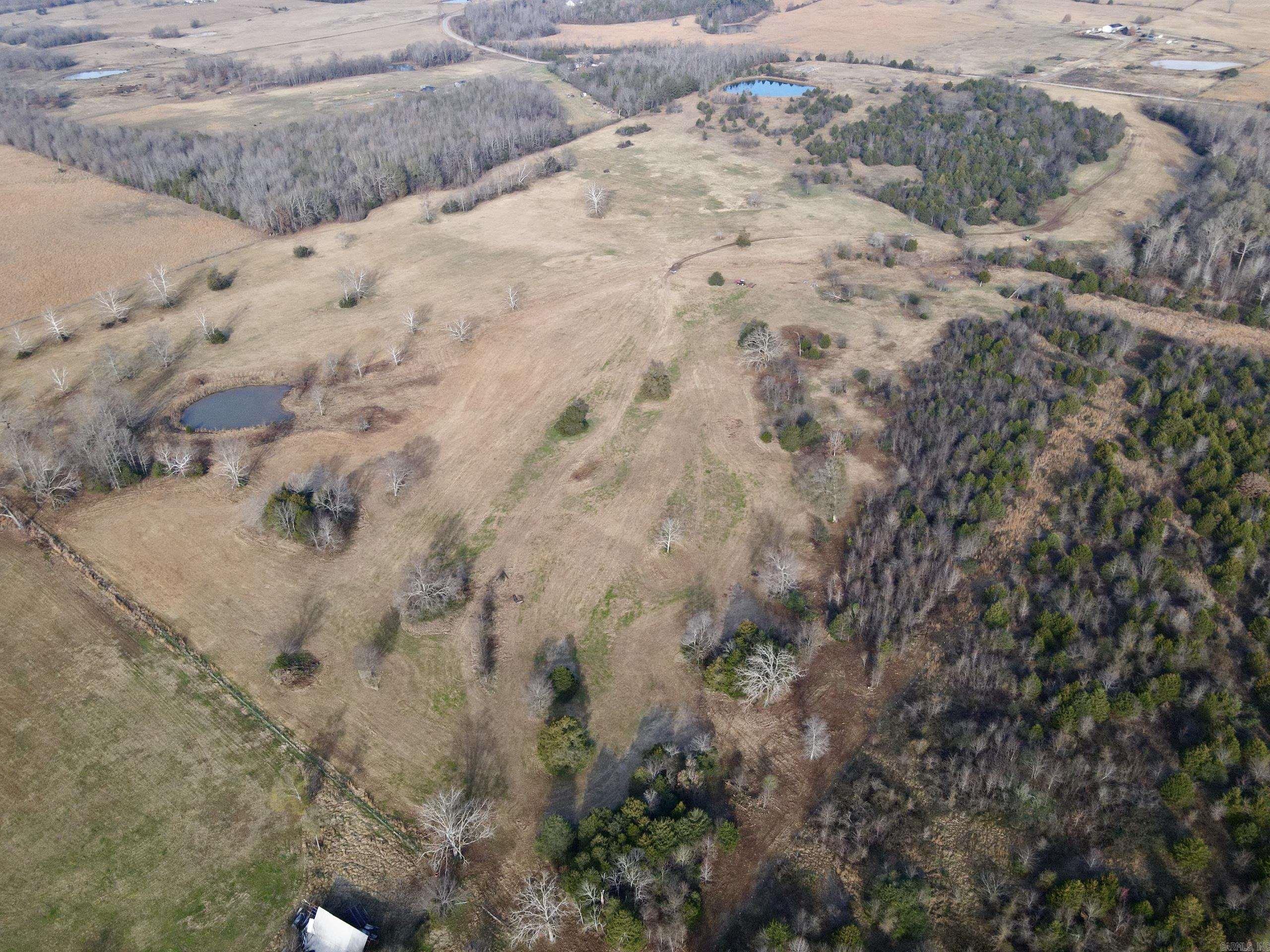 000 Red Hill  Mount Vernon, AR