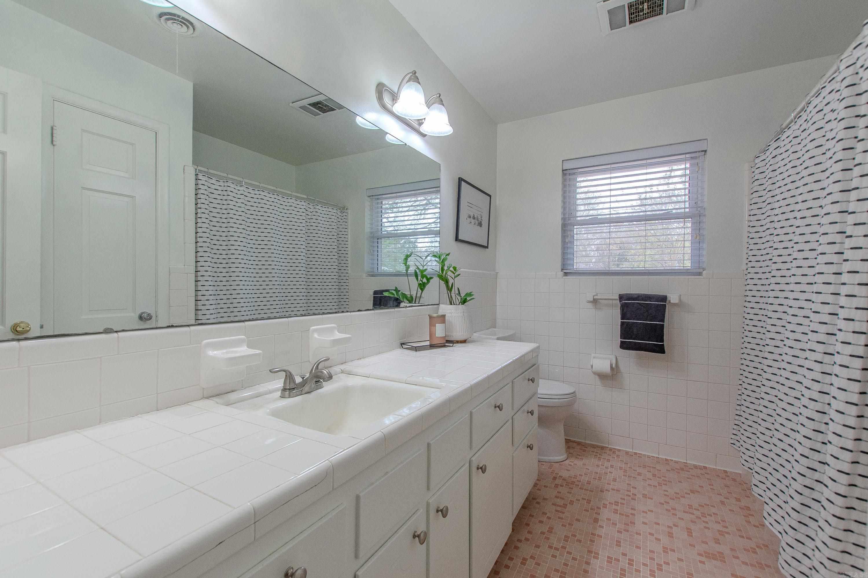 3704 Pope  North Little Rock, AR