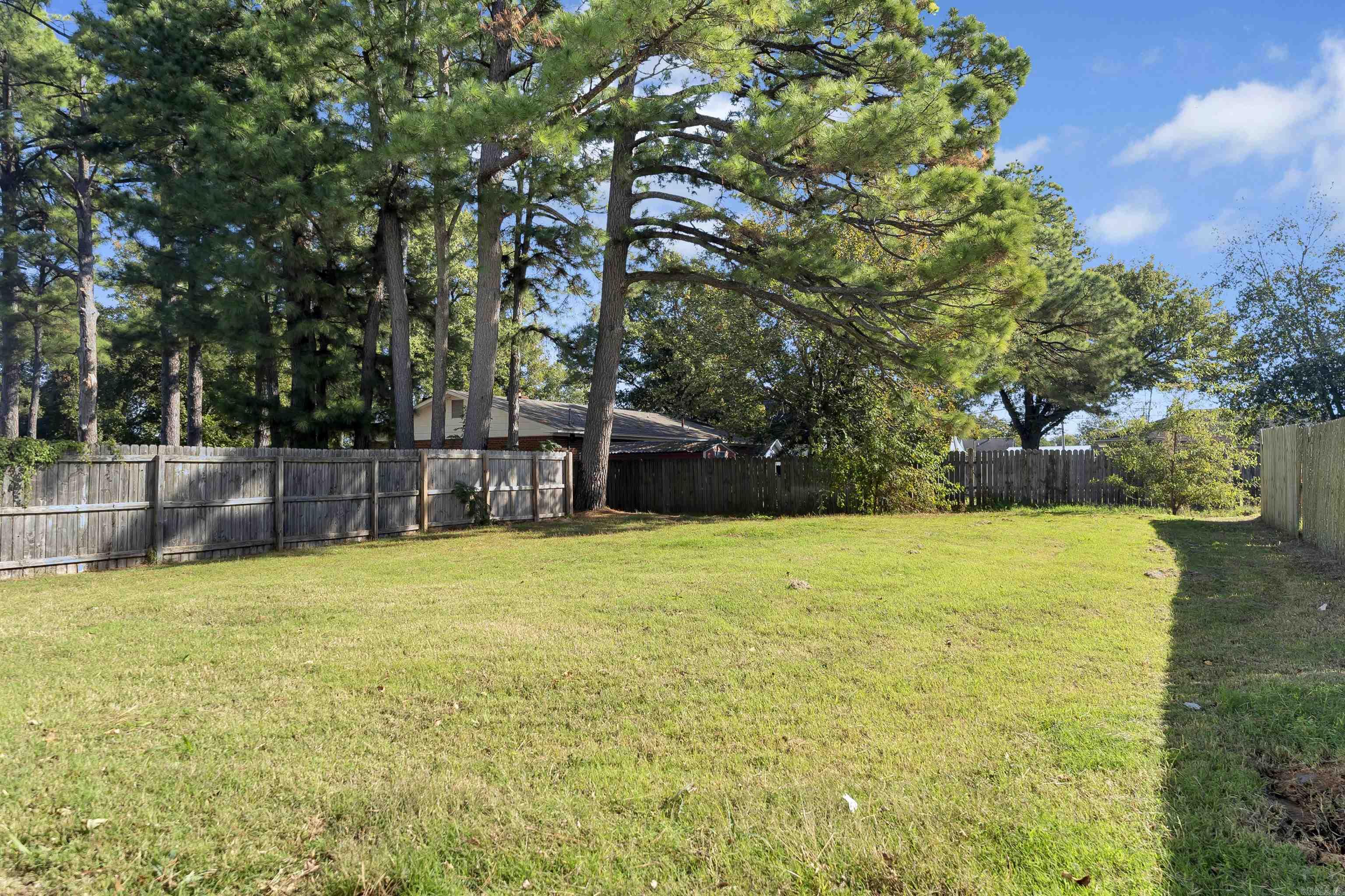 402 N San Francisco  Caraway, AR