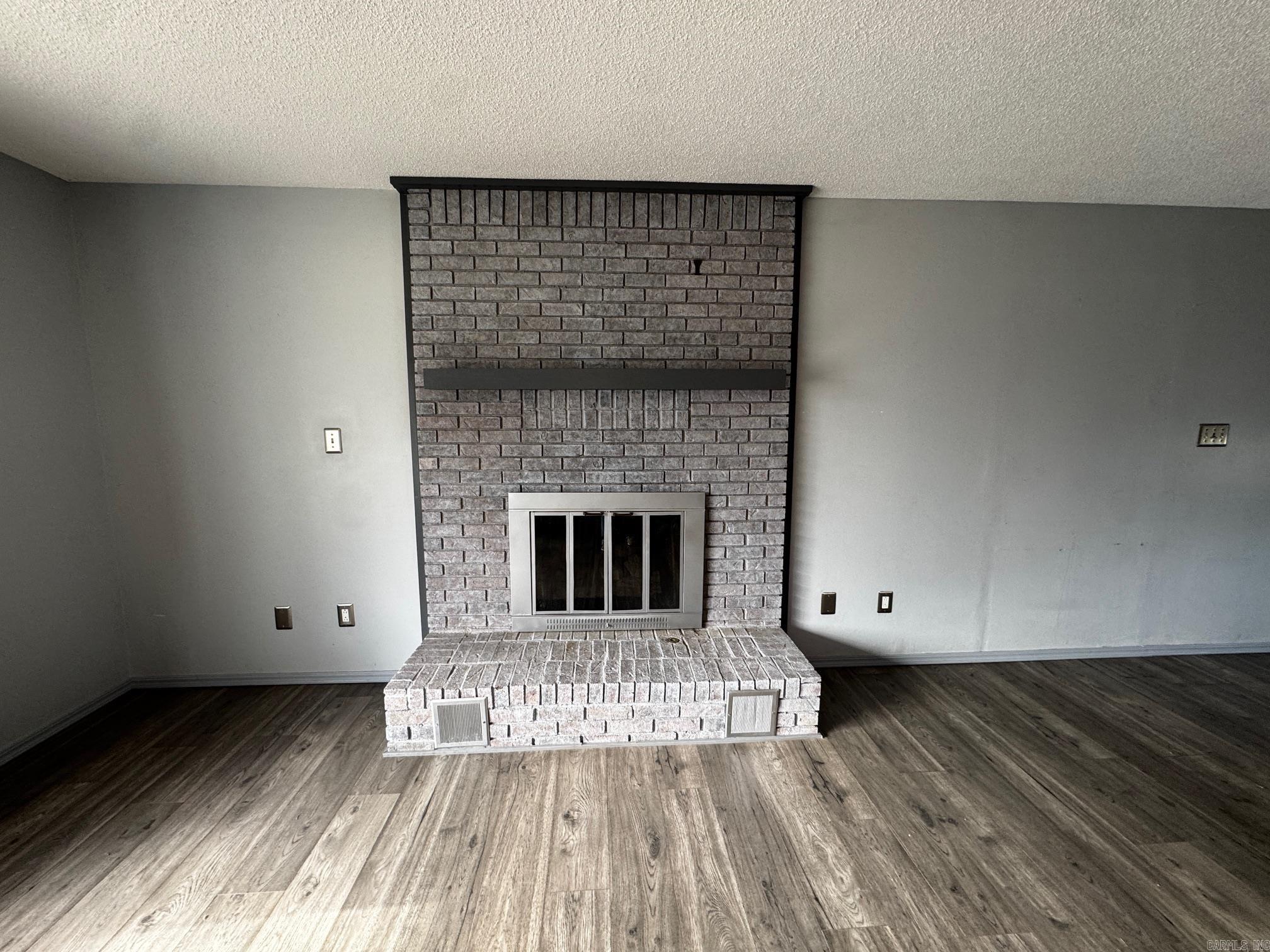 714 W Kraus St.  Clarksville, AR