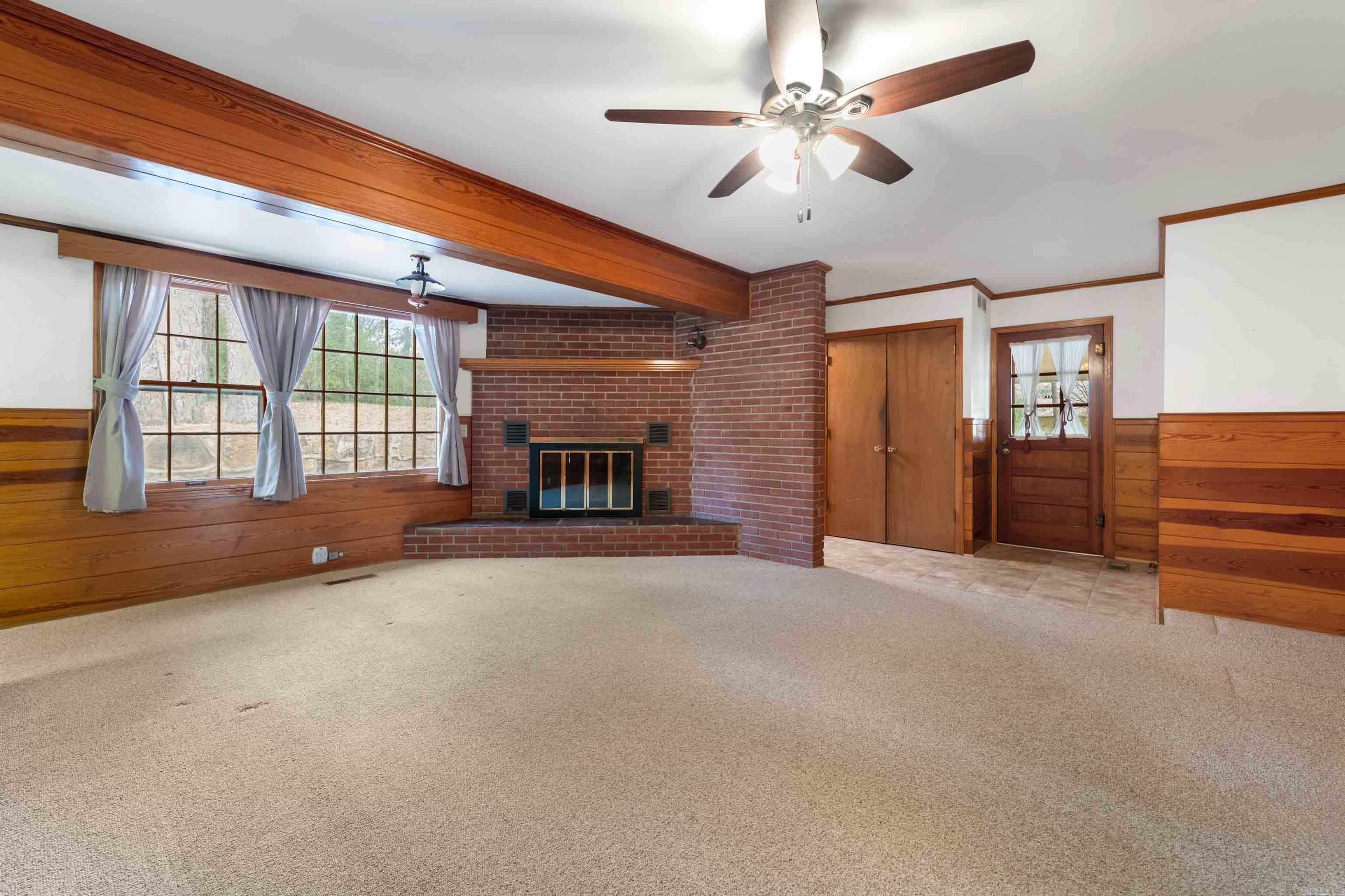 700 W Sugarloaf  Heber Springs, AR