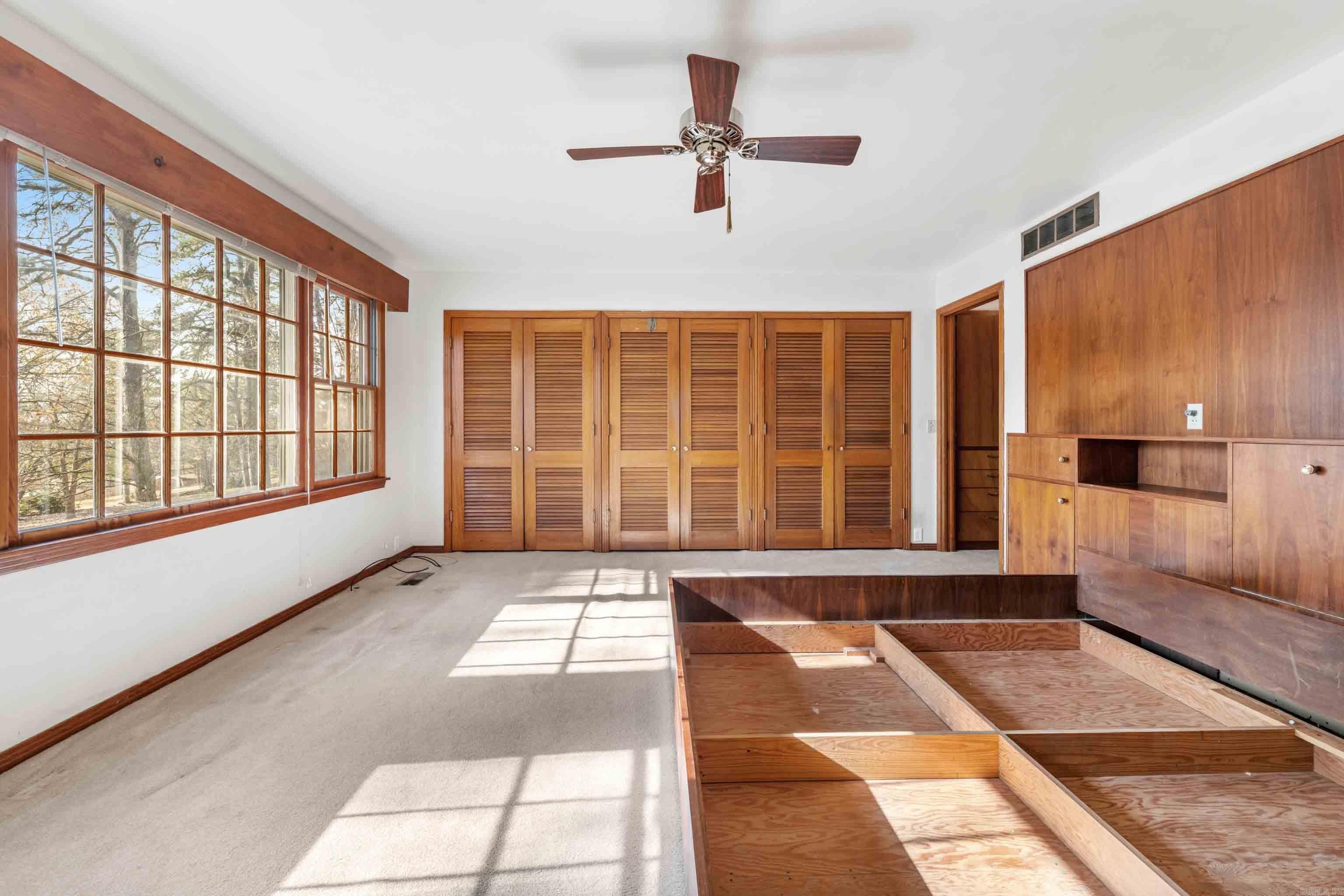 700 W Sugarloaf  Heber Springs, AR