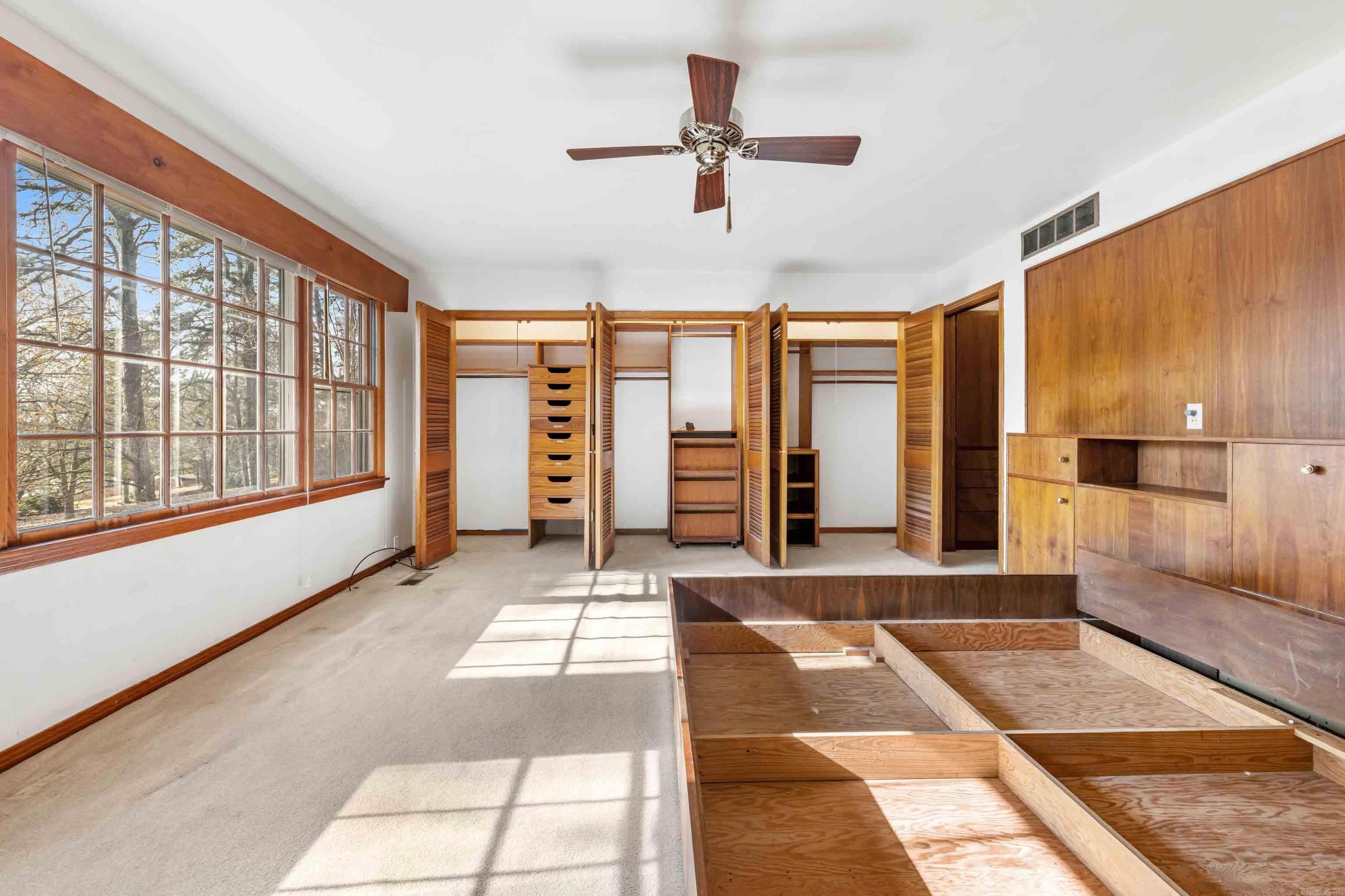 700 W Sugarloaf  Heber Springs, AR