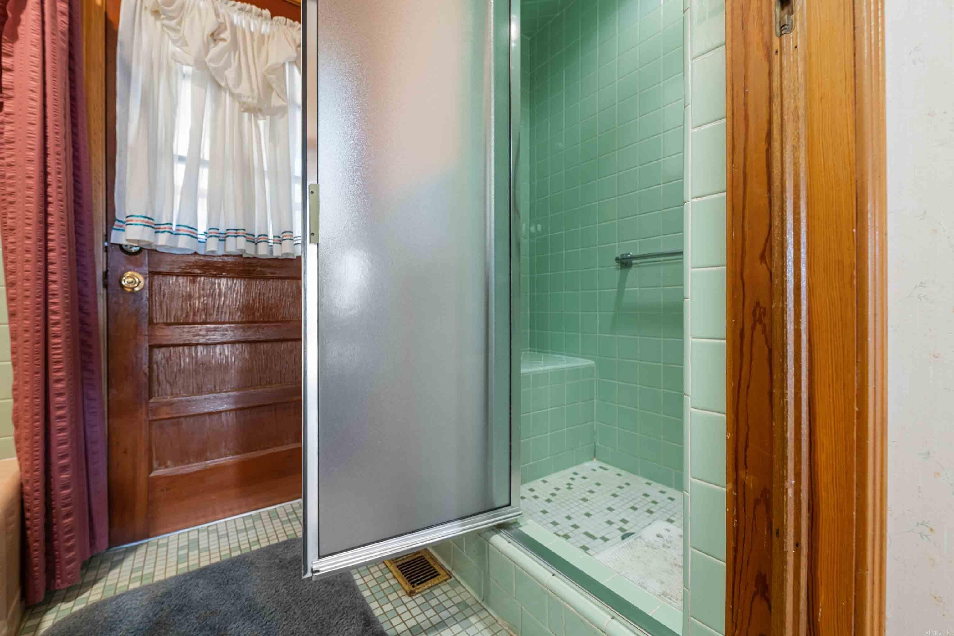 700 W Sugarloaf  Heber Springs, AR