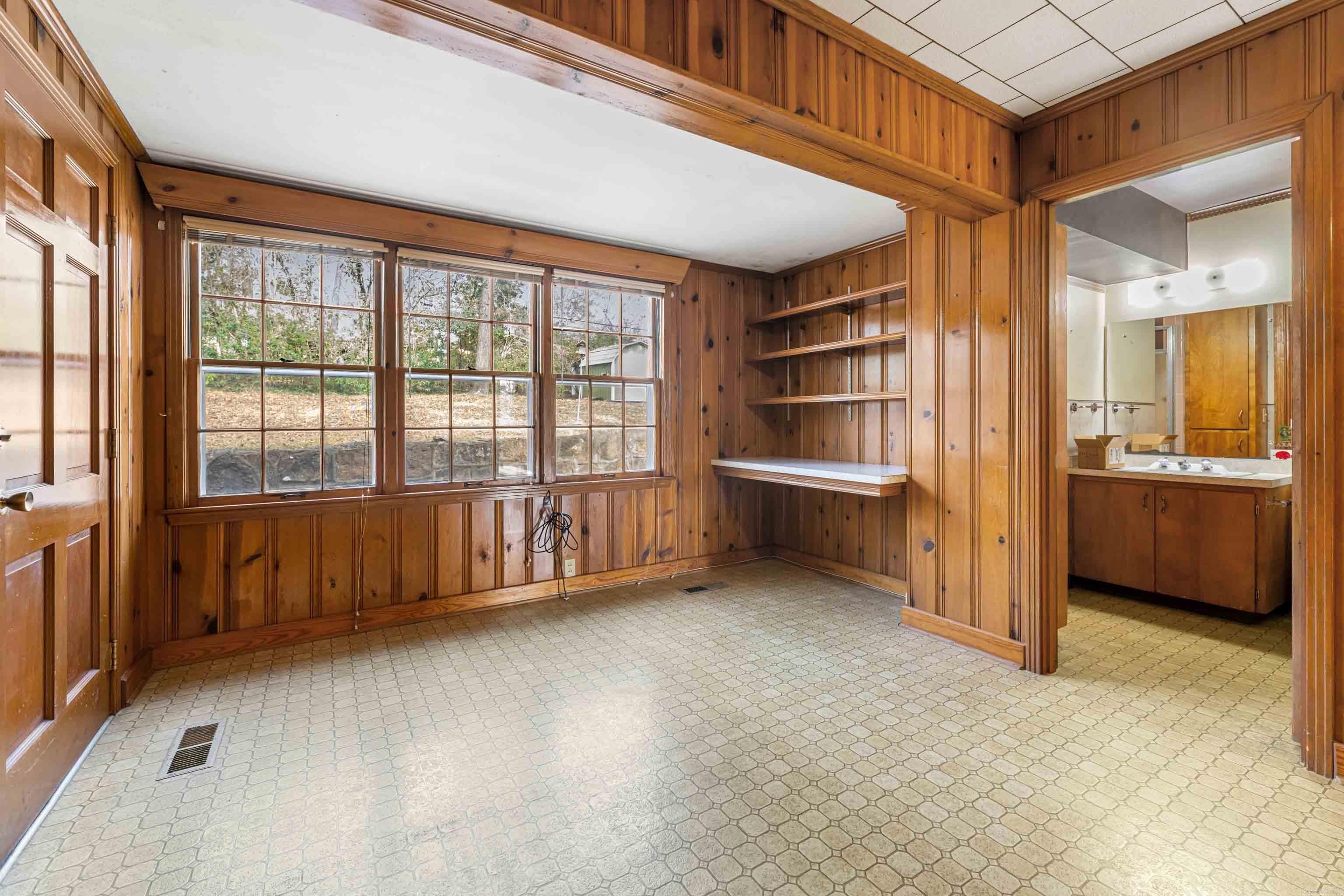 700 W Sugarloaf  Heber Springs, AR