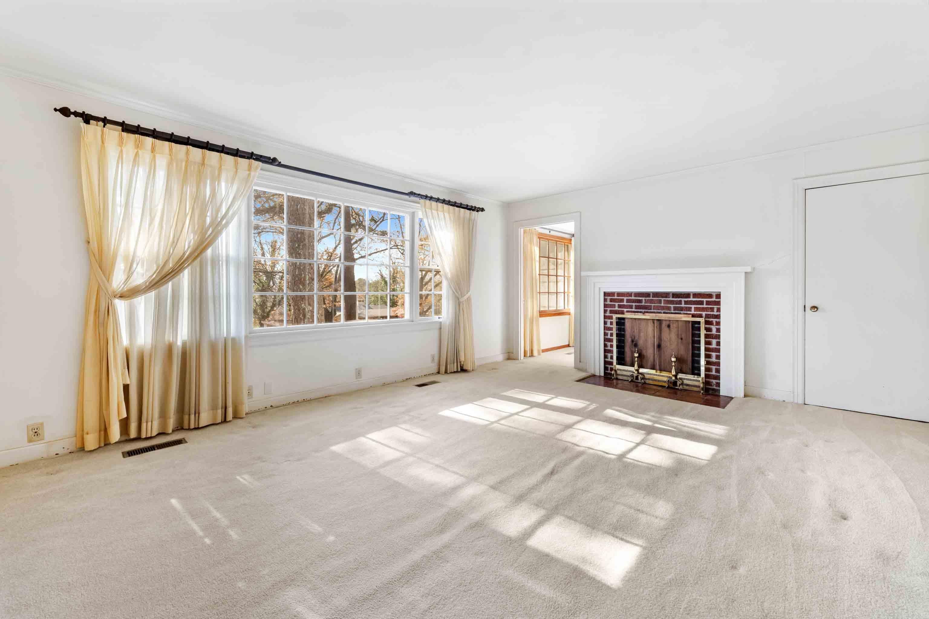 700 W Sugarloaf  Heber Springs, AR