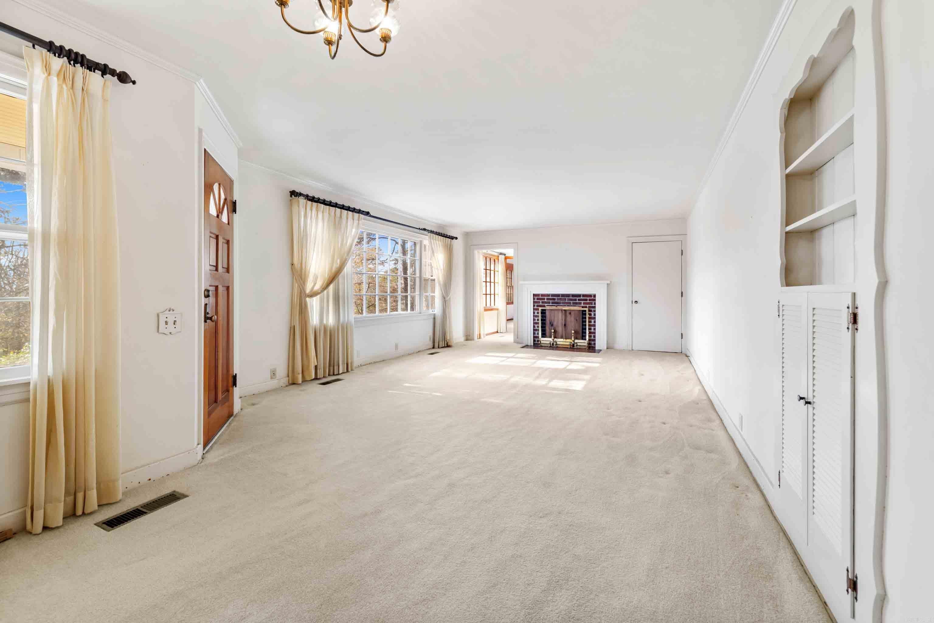 700 W Sugarloaf  Heber Springs, AR