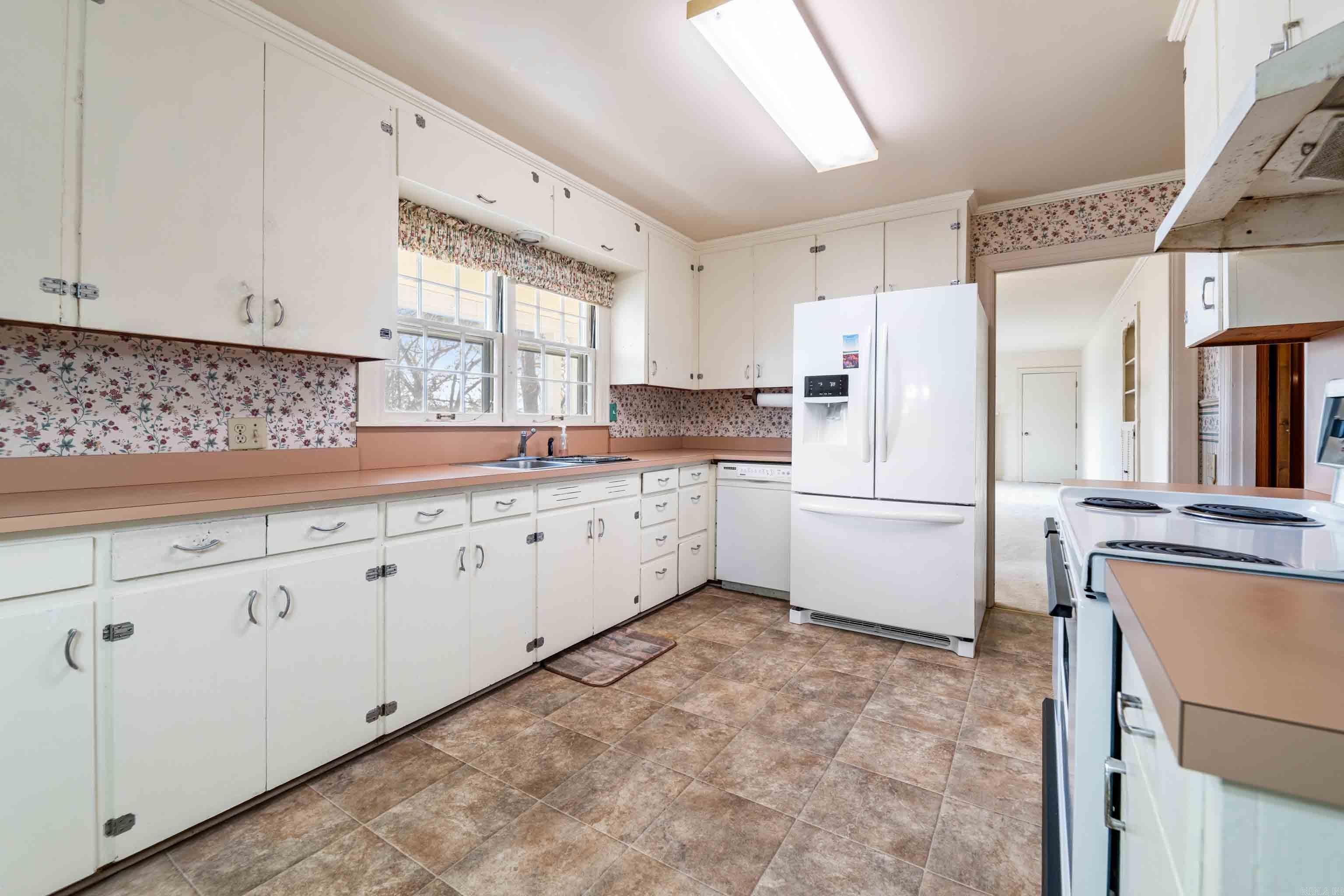 700 W Sugarloaf  Heber Springs, AR