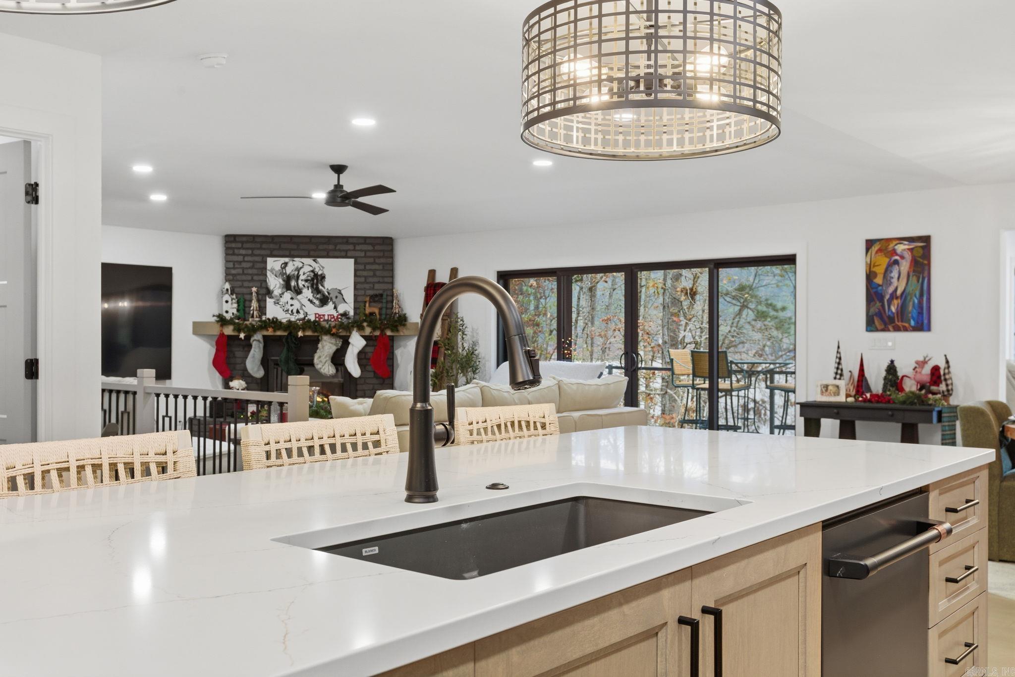 3 Albala  Hot Springs Village, AR