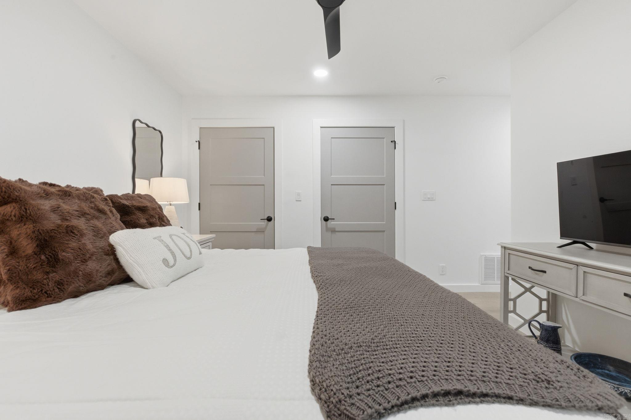 3 Albala  Hot Springs Village, AR