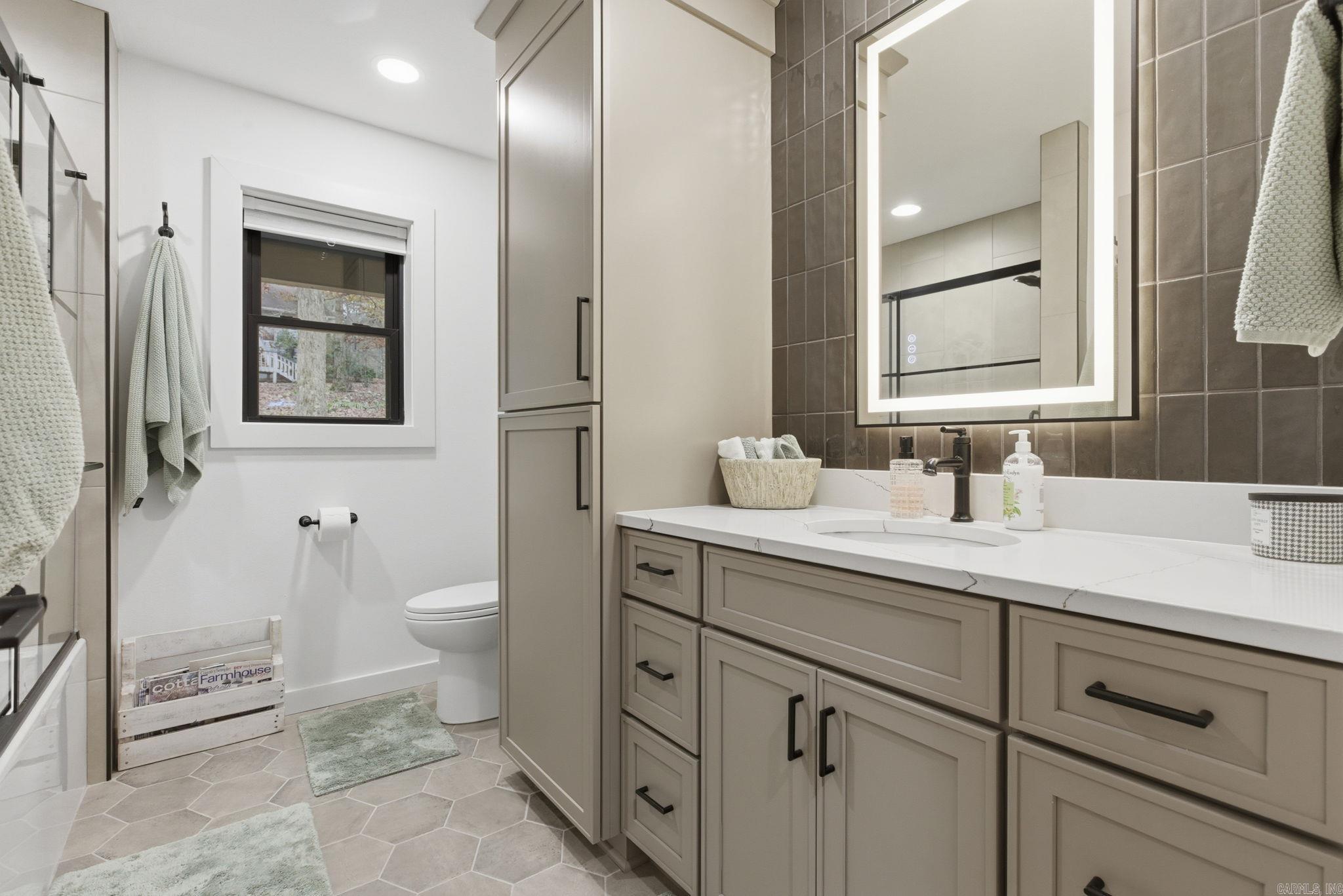 3 Albala  Hot Springs Village, AR