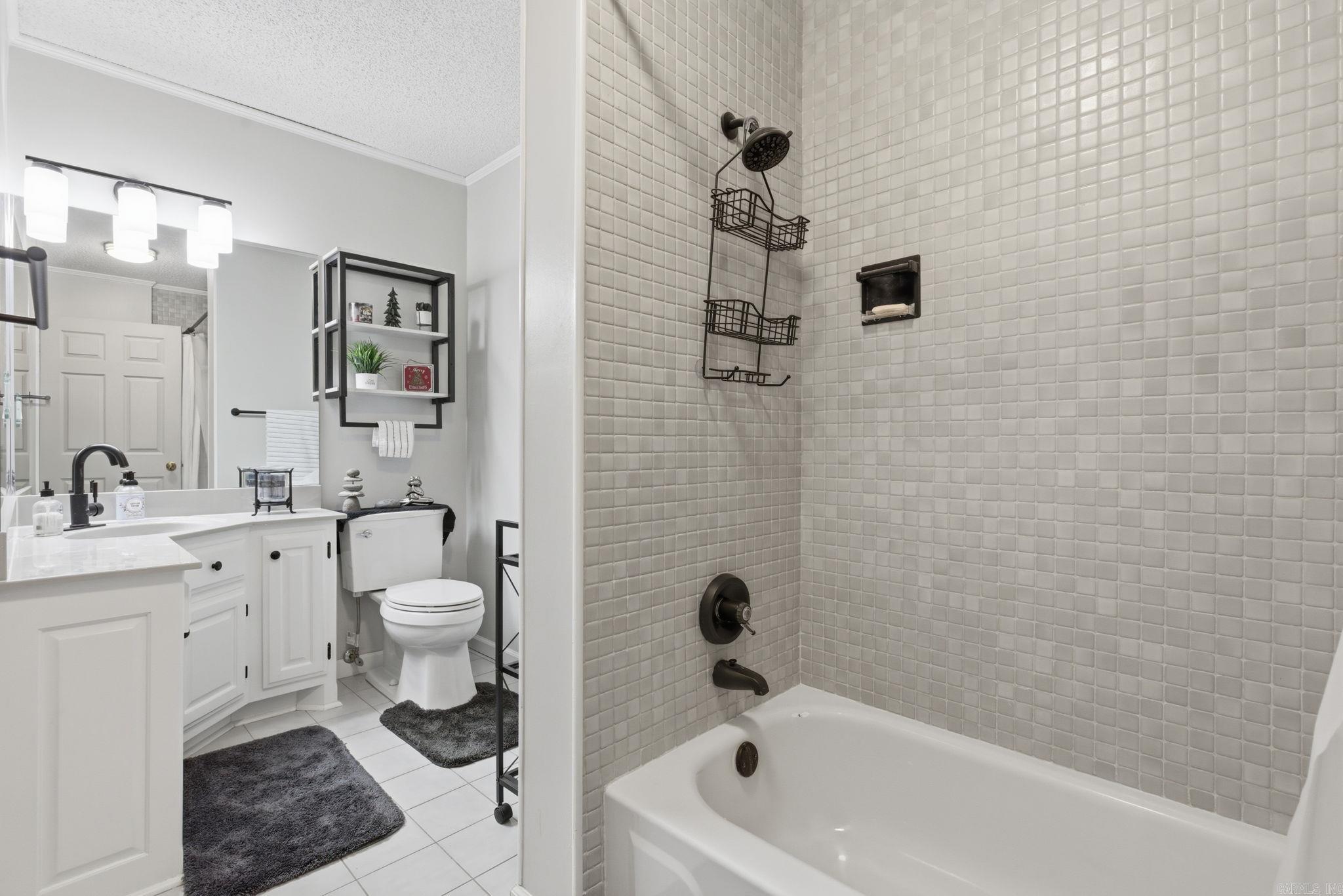 3 Albala  Hot Springs Village, AR