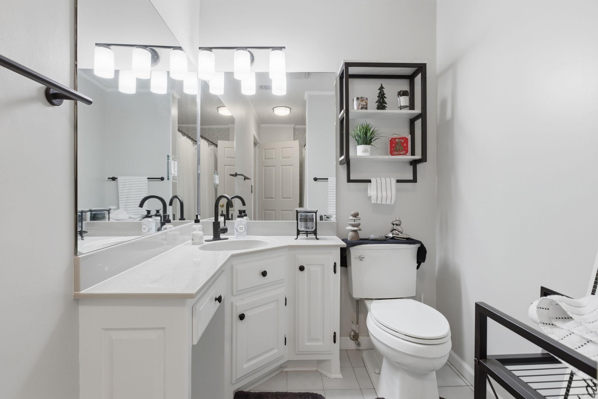 3 Albala  Hot Springs Village, AR