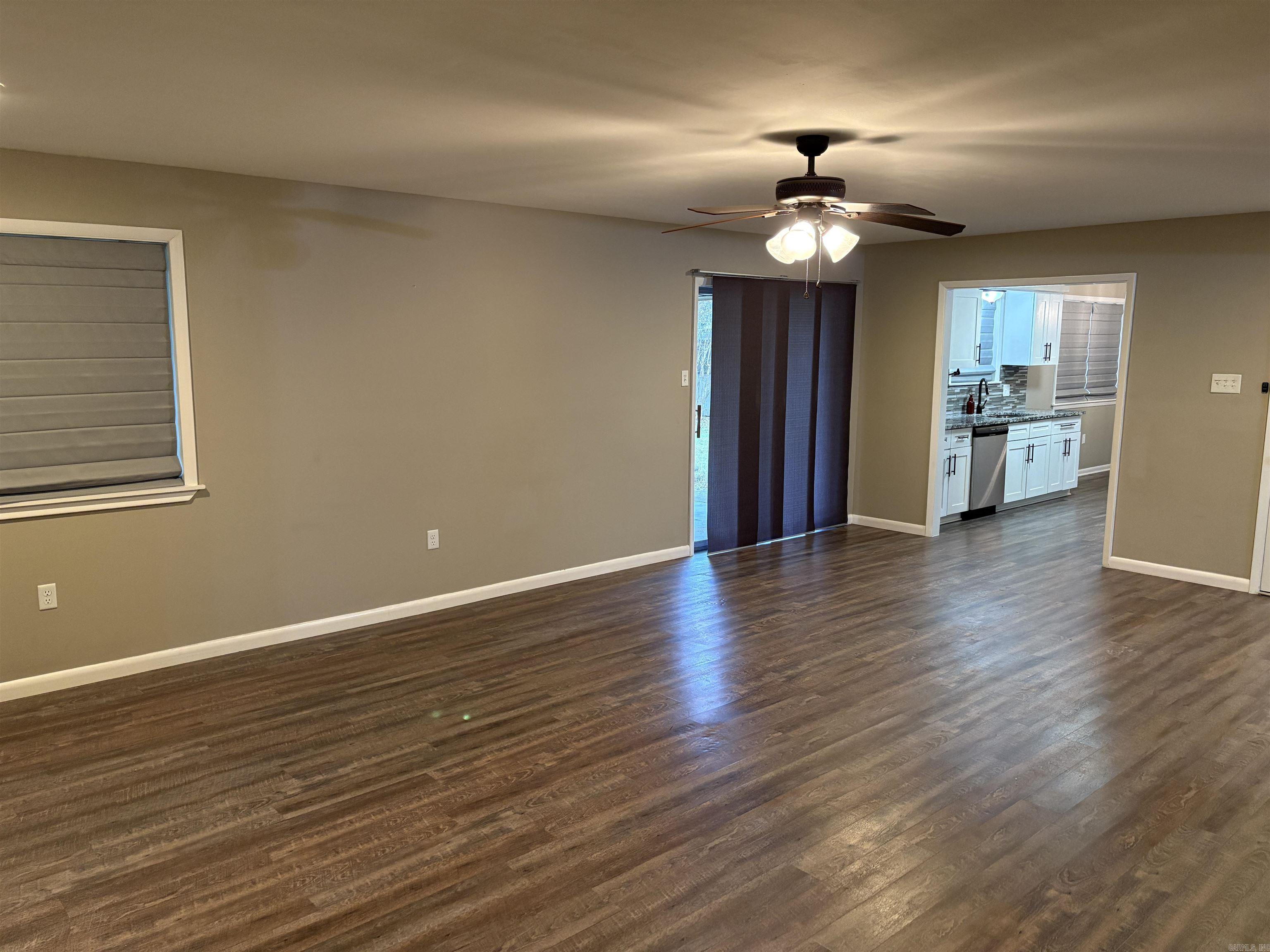 7 Riviera  Conway, AR