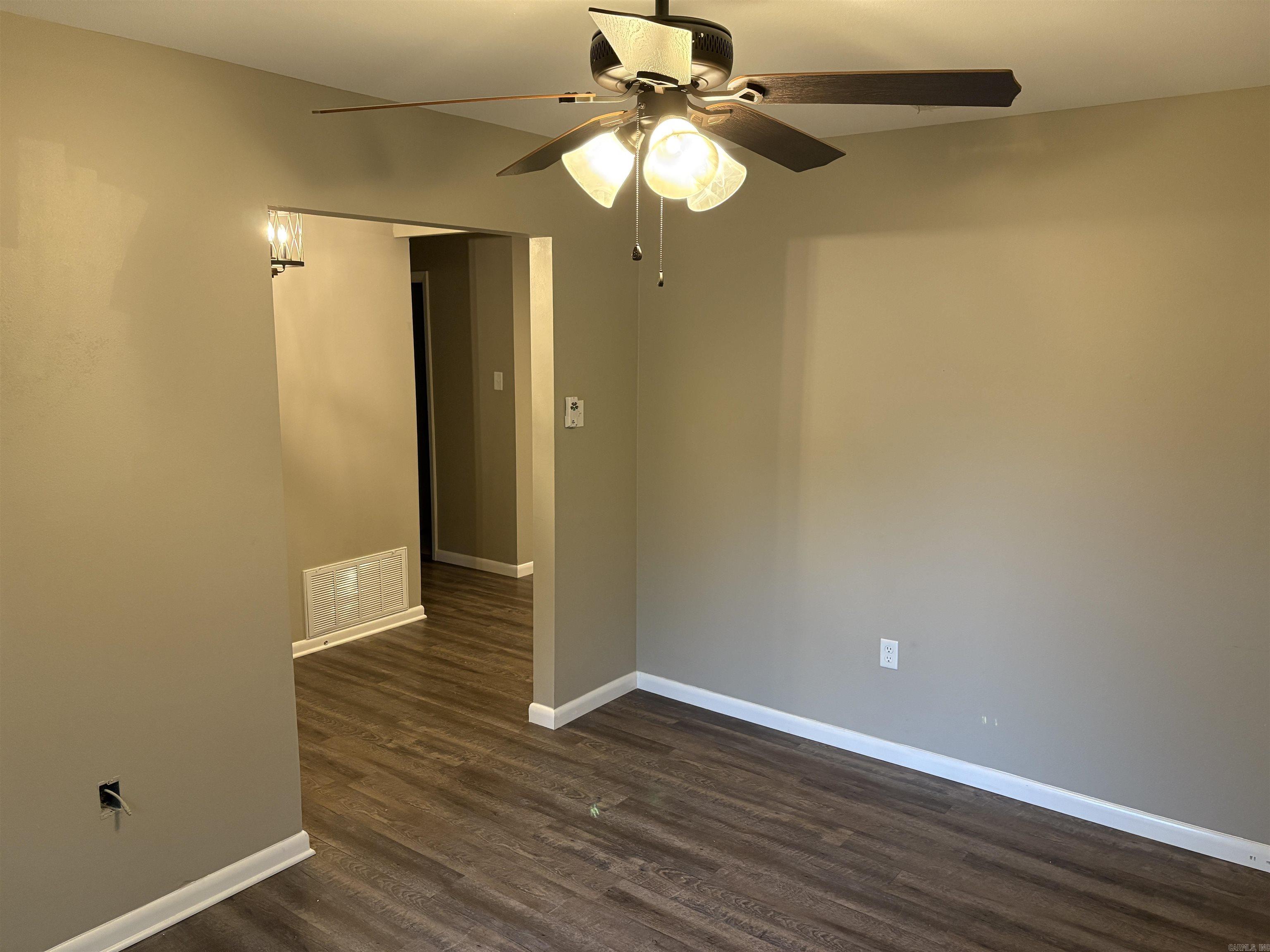 7 Riviera  Conway, AR