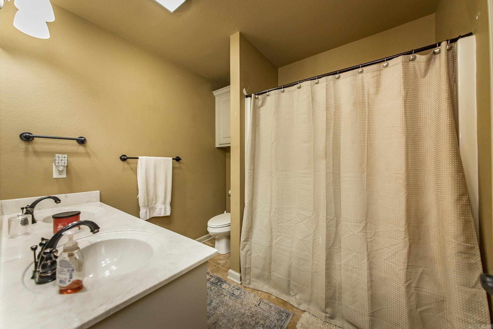 11 Birchwood Drive Ward, AR 72176