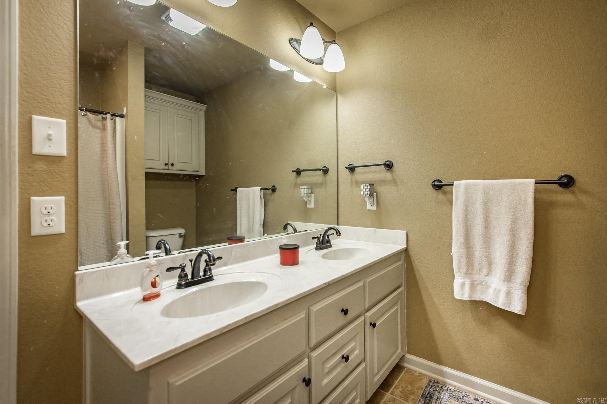 11 Birchwood Drive Ward, AR 72176