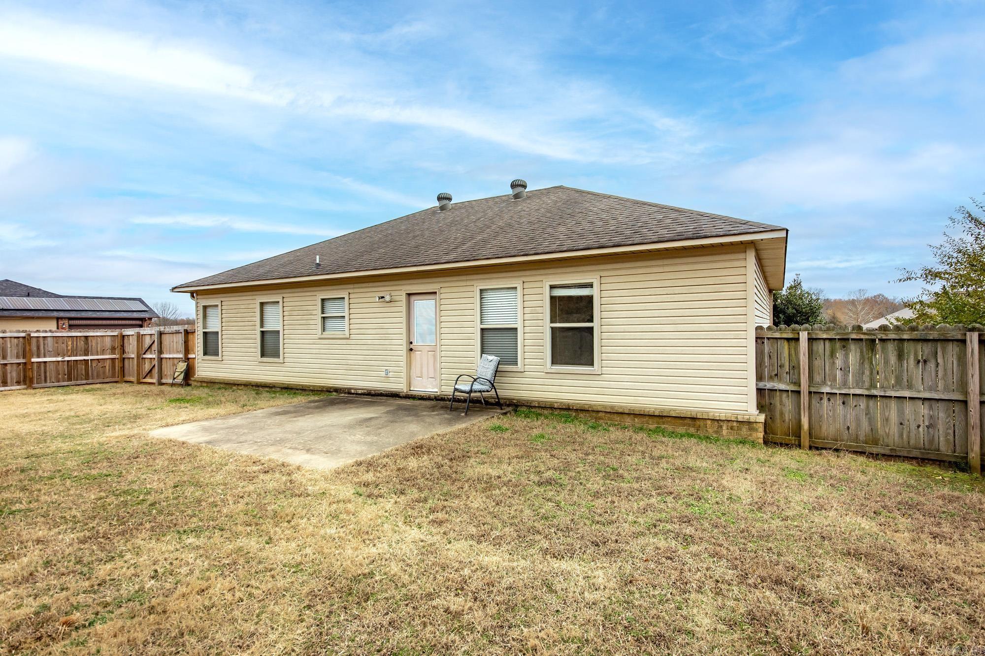11 Birchwood Drive Ward, AR 72176