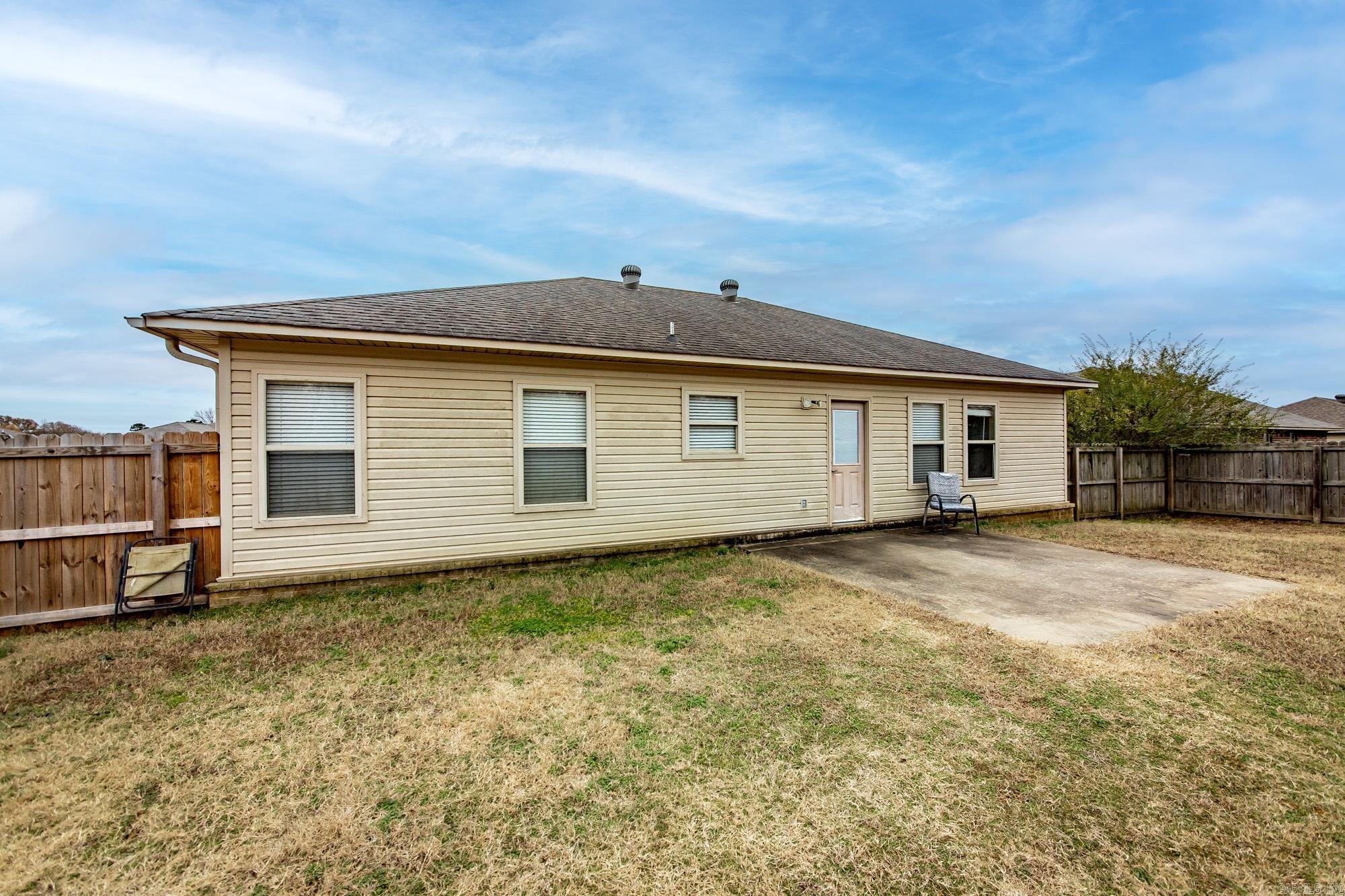 11 Birchwood Drive Ward, AR 72176