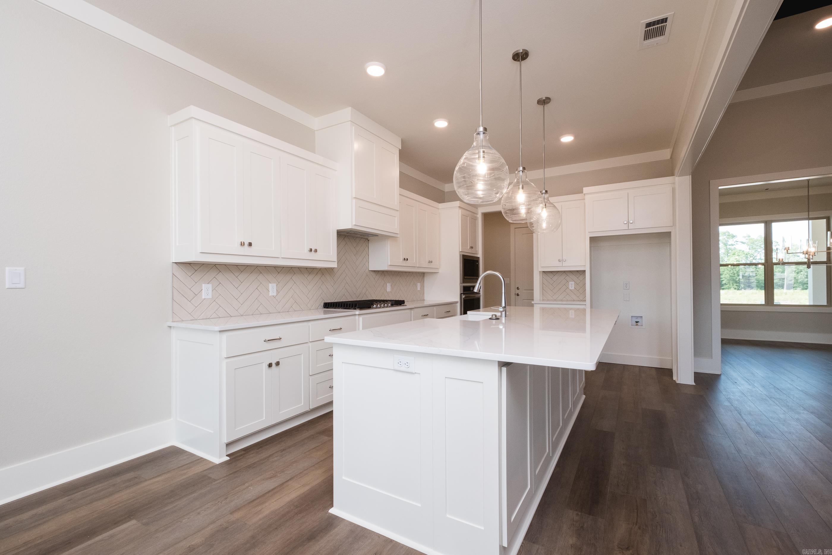 514 Corondelet Lane  Maumelle, AR