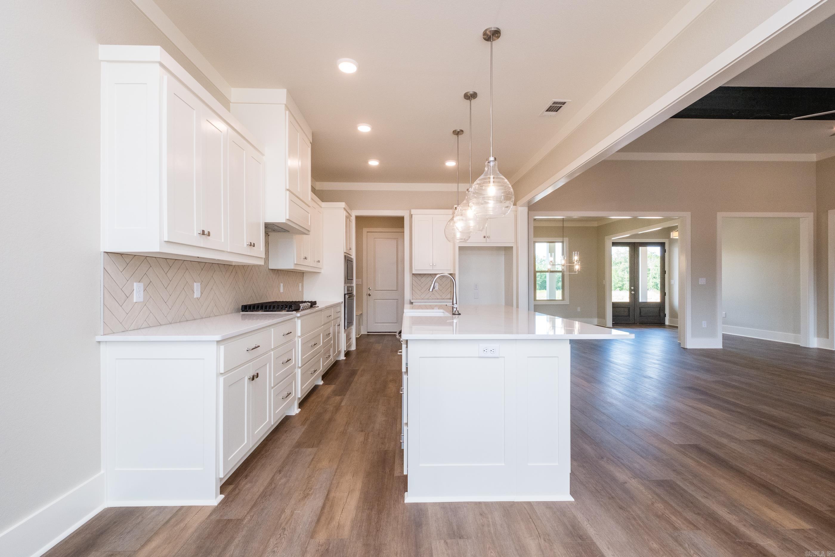 514 Corondelet Lane  Maumelle, AR