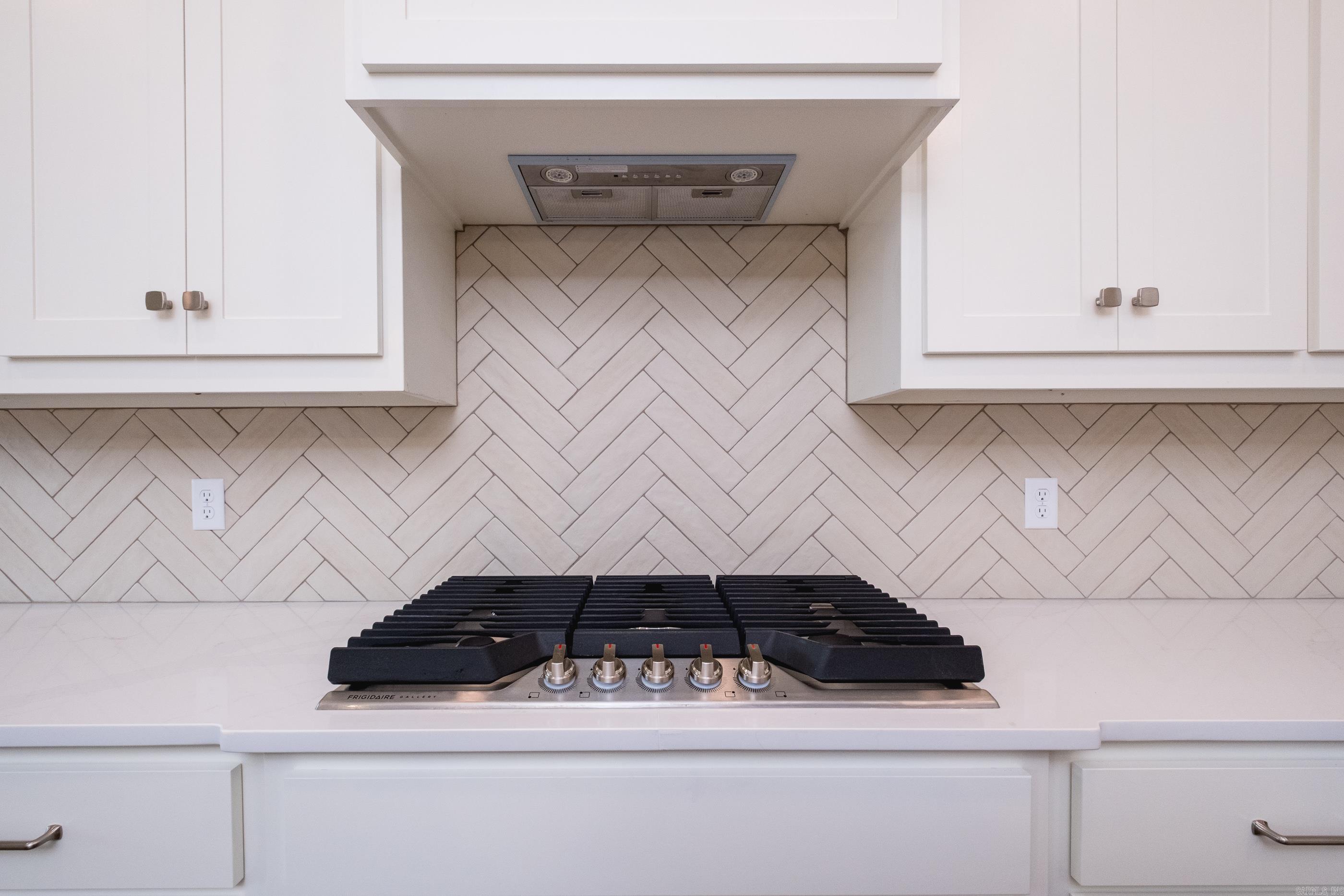 514 Corondelet Lane  Maumelle, AR