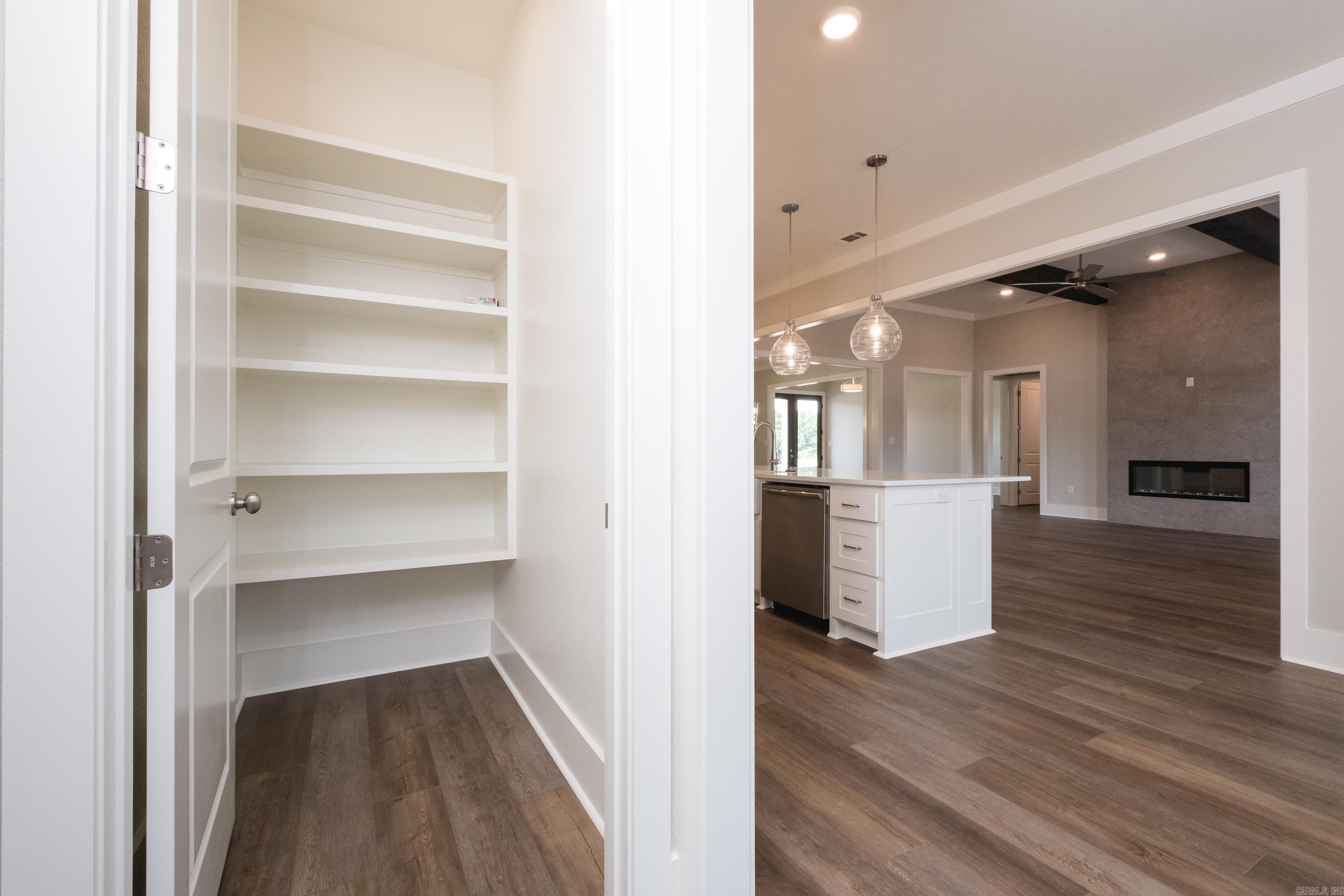 514 Corondelet Lane  Maumelle, AR