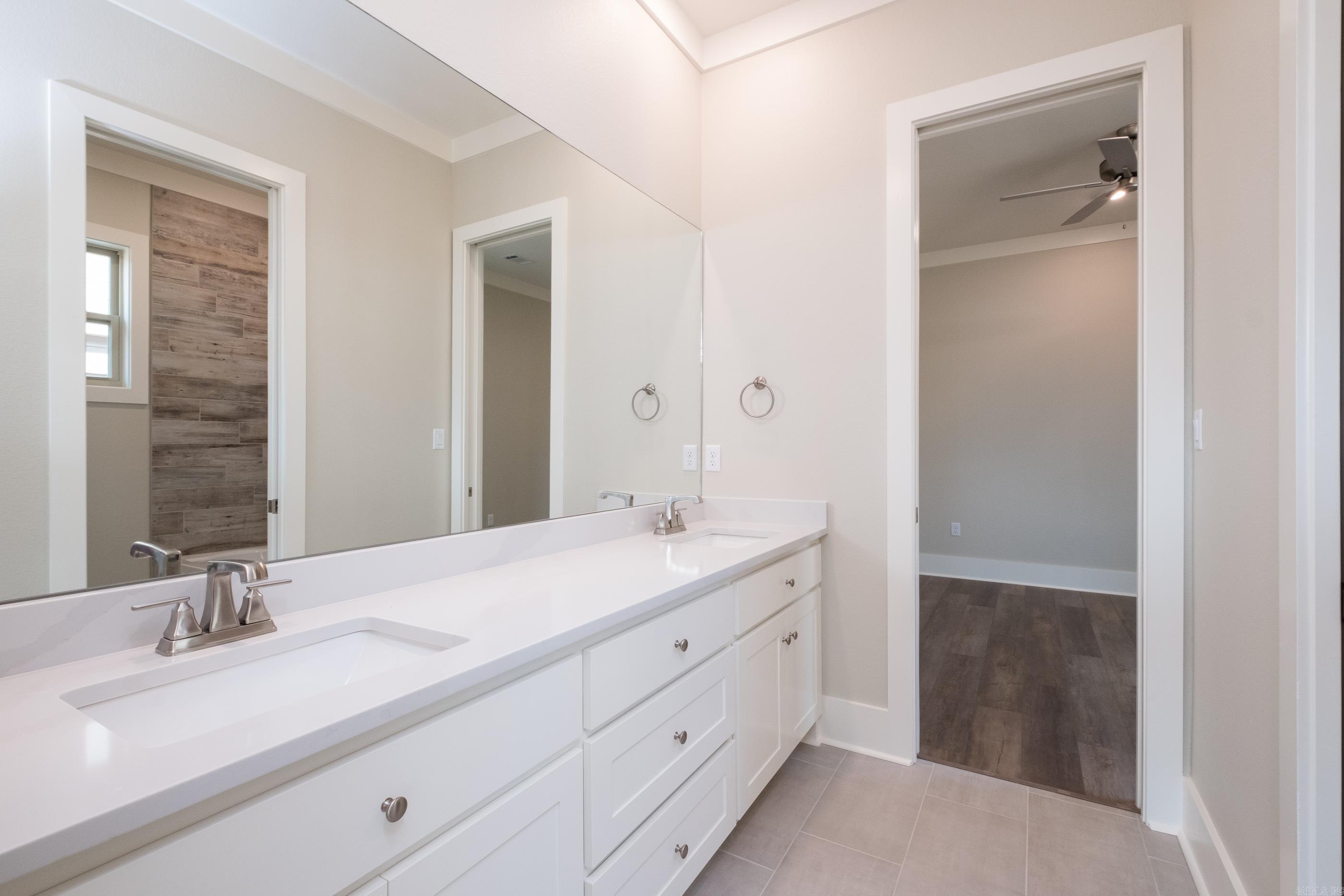 514 Corondelet Lane  Maumelle, AR