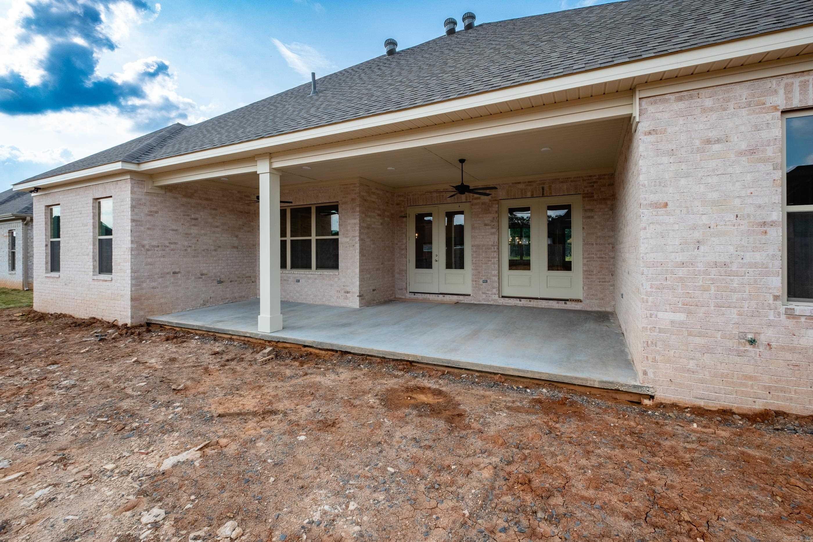 514 Corondelet Lane  Maumelle, AR