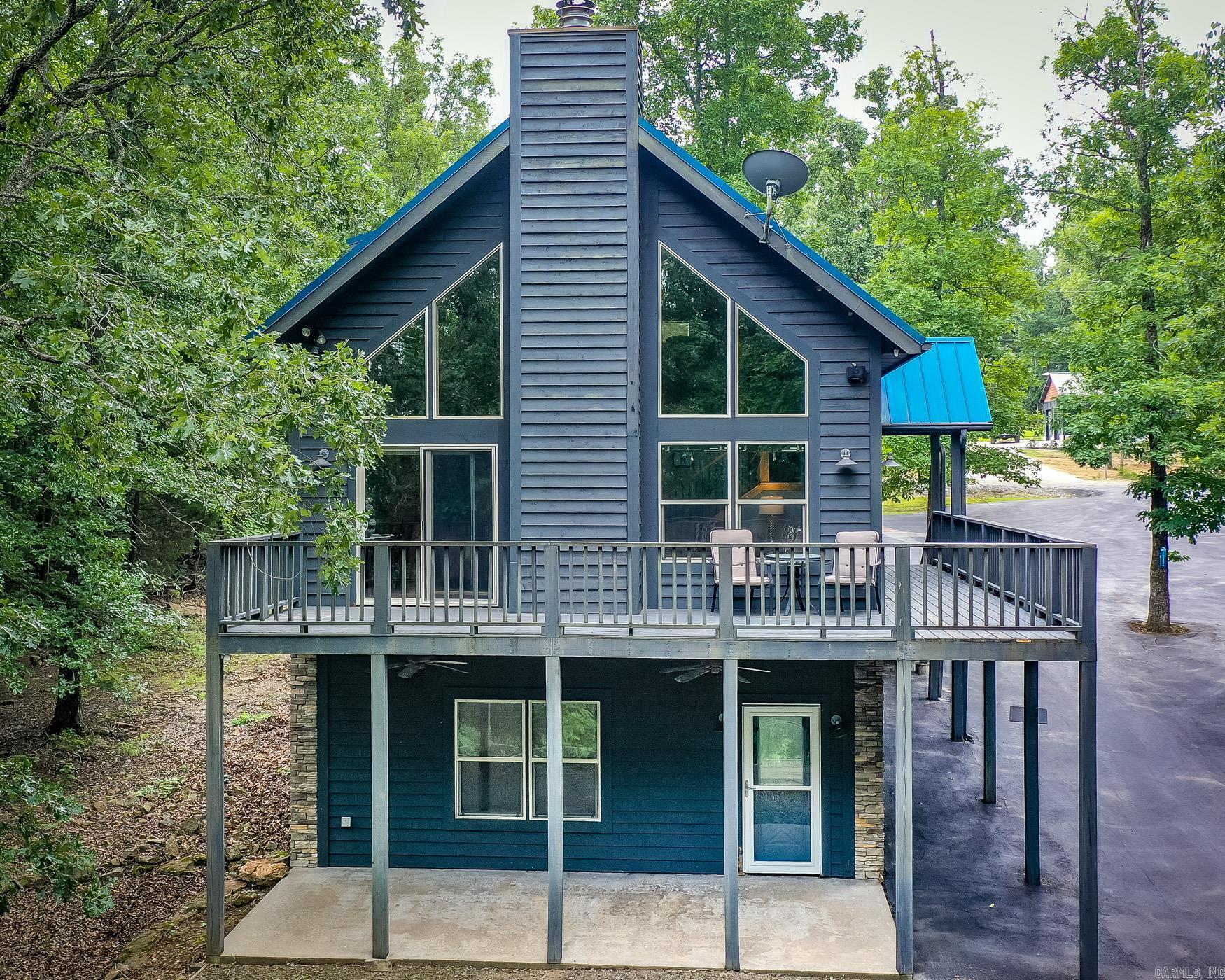 220 Brown Rd.  Greers Ferry, AR
