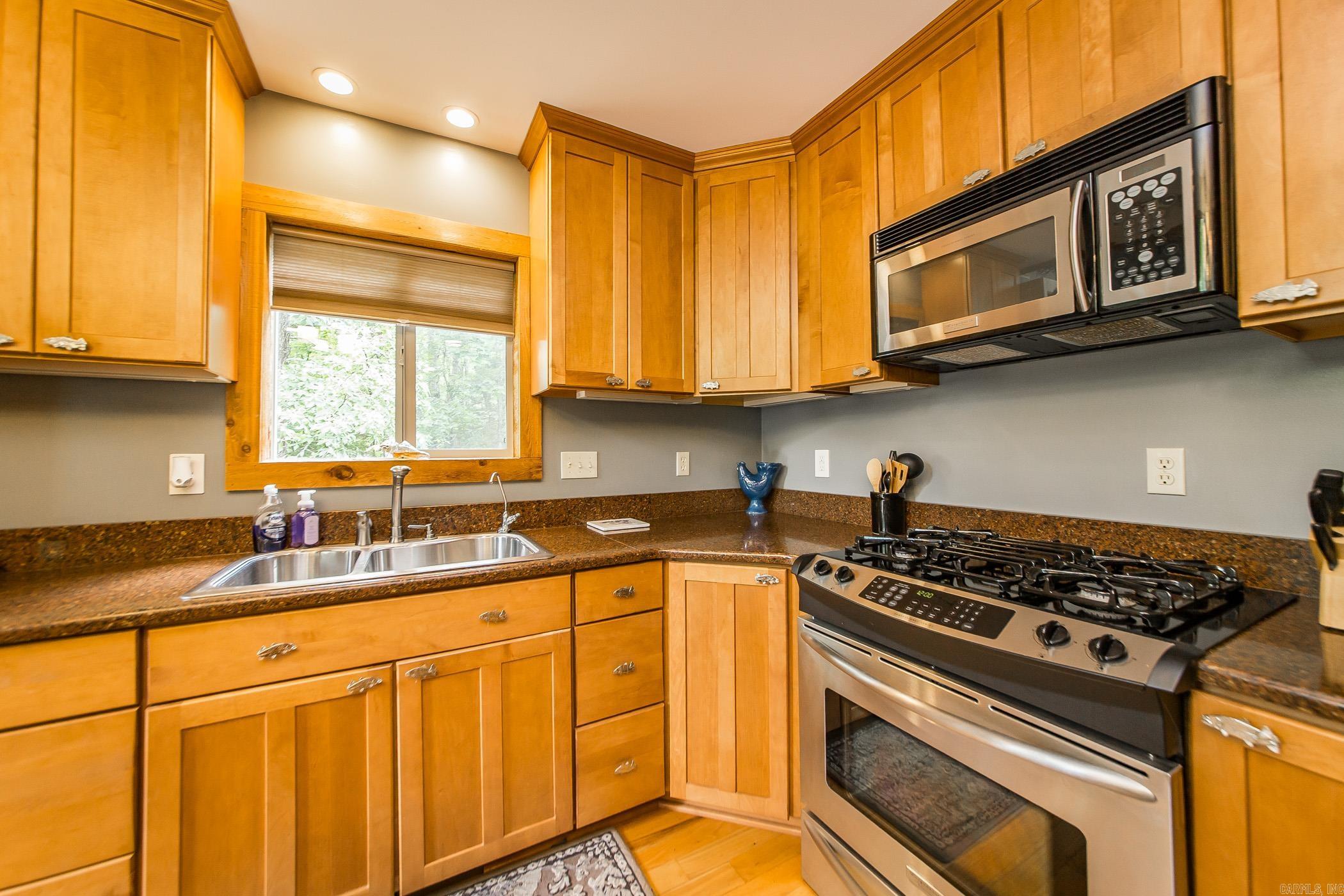 220 Brown Rd.  Greers Ferry, AR