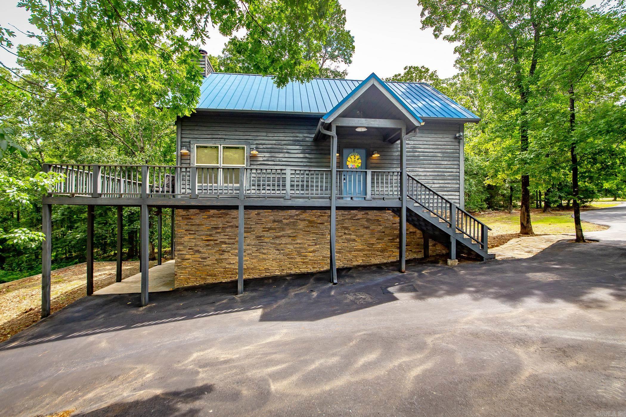 220 Brown Rd.  Greers Ferry, AR