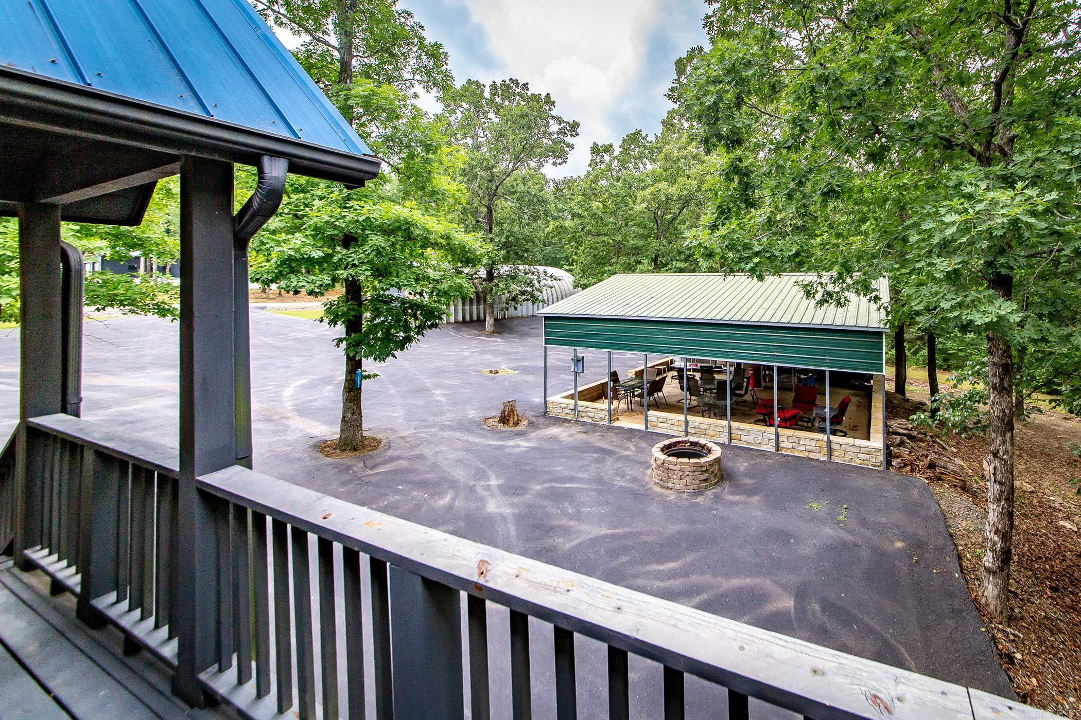 220 Brown Rd.  Greers Ferry, AR