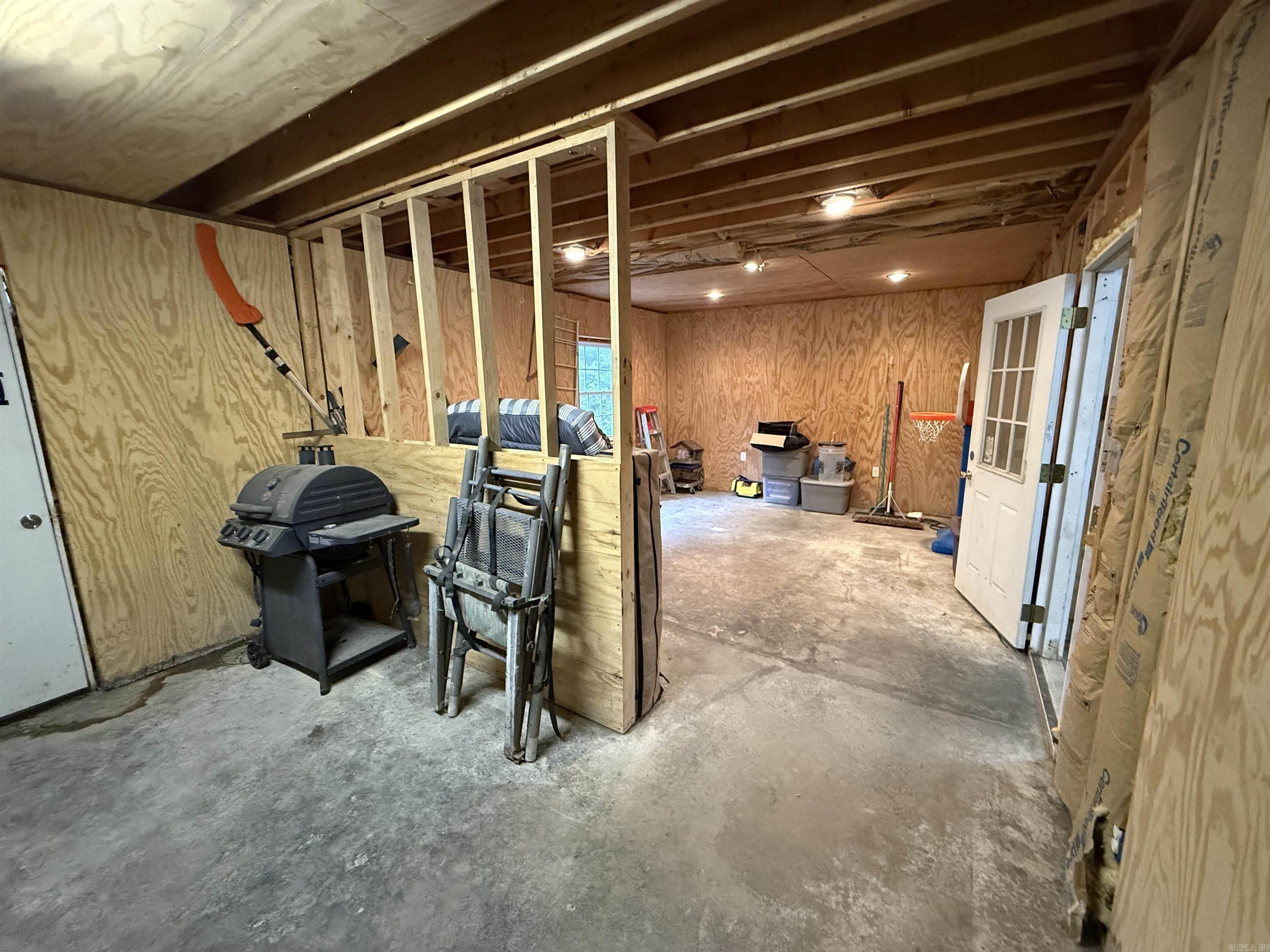 220 Brown Rd.  Greers Ferry, AR