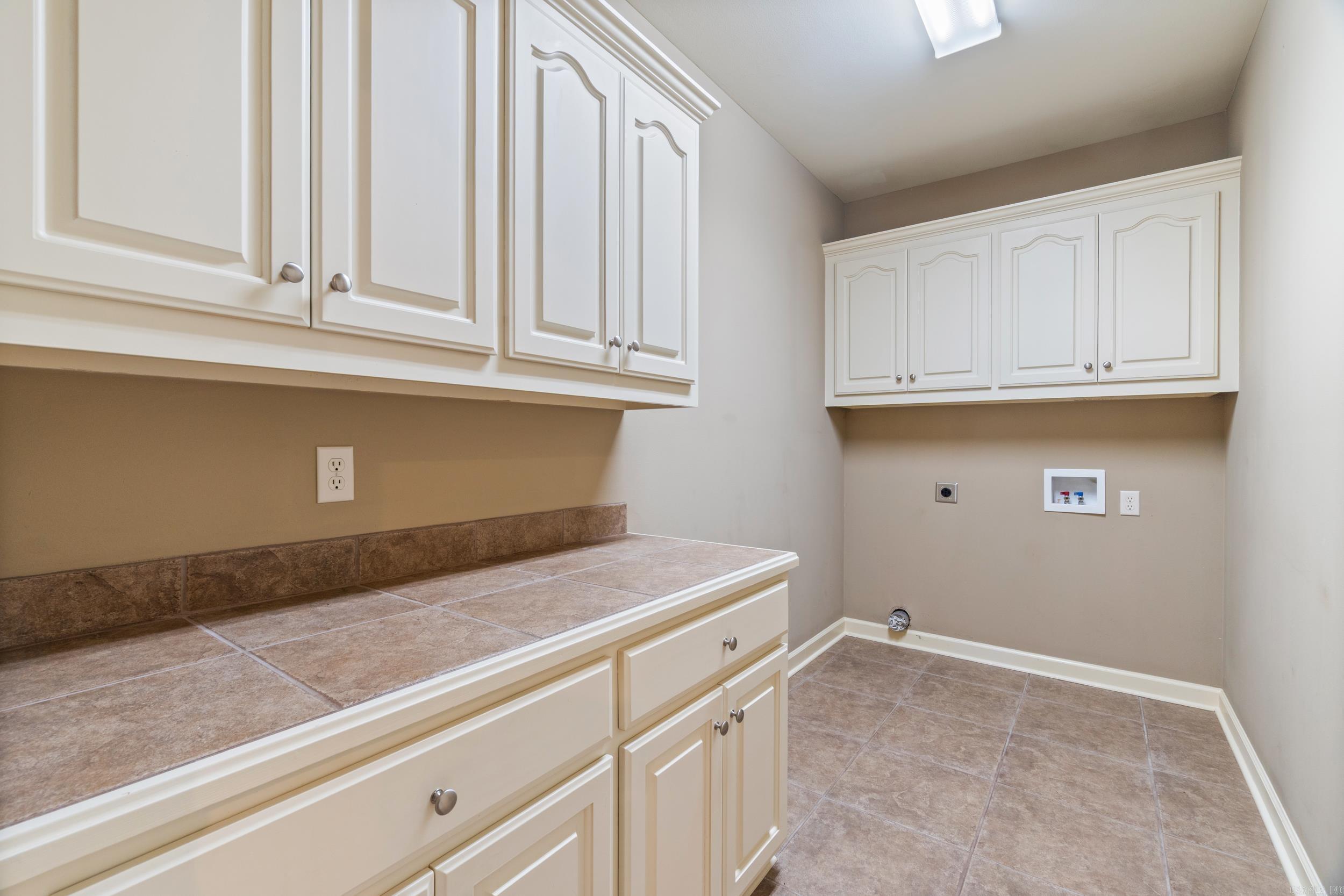 20 Canterberry Point Drive  Conway, AR