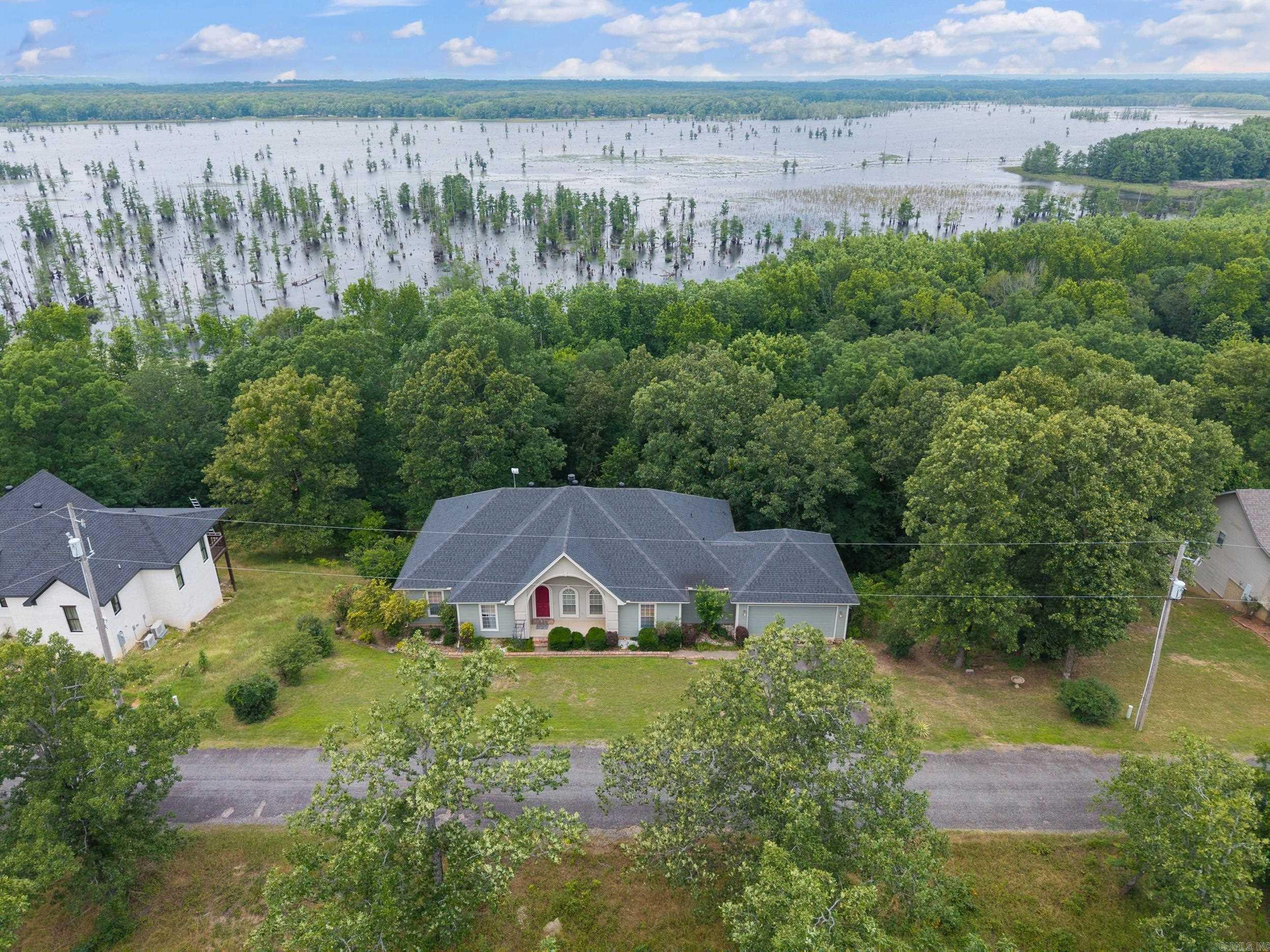 20 Canterberry Point Drive  Conway, AR